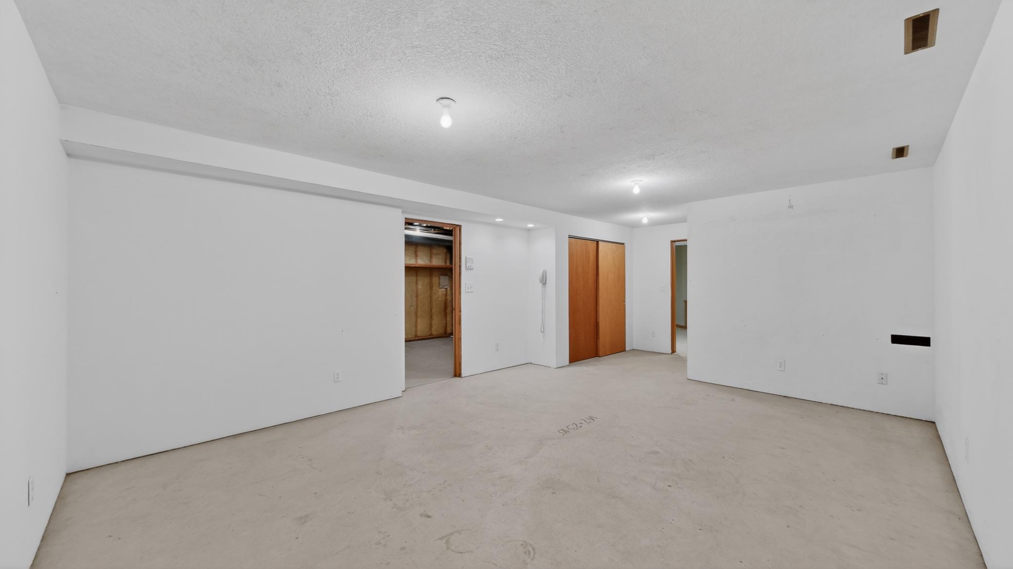 1052 Foxcroft Circle Sw Property Photo 47