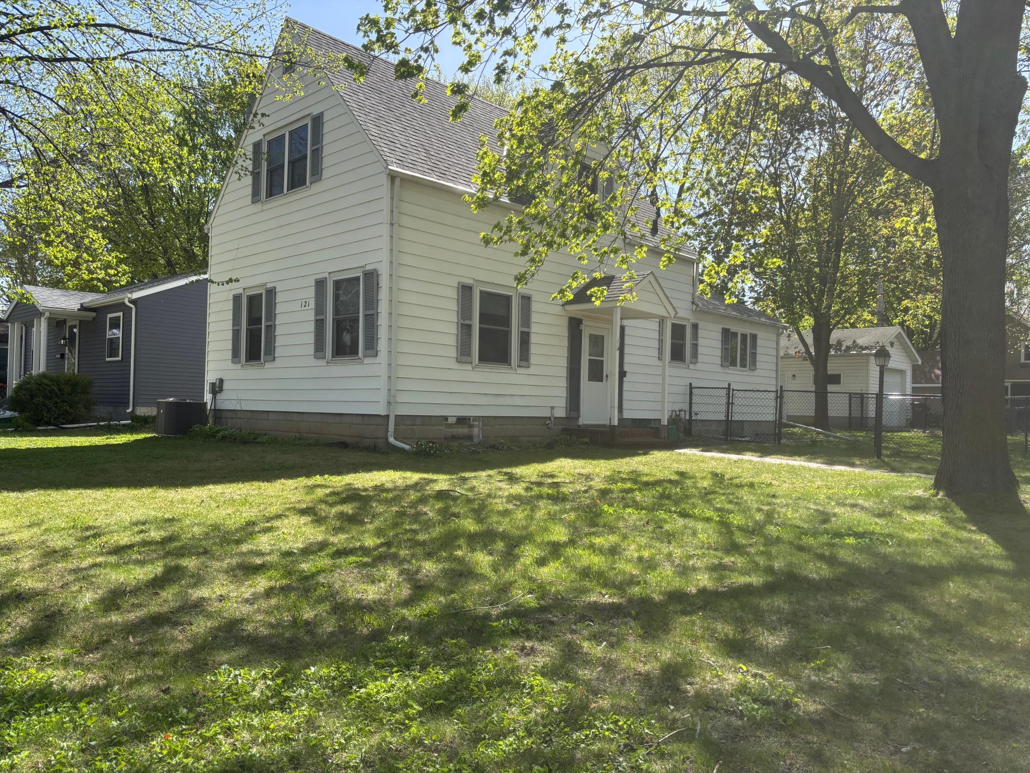 121 N 10th Street Property Photo 6