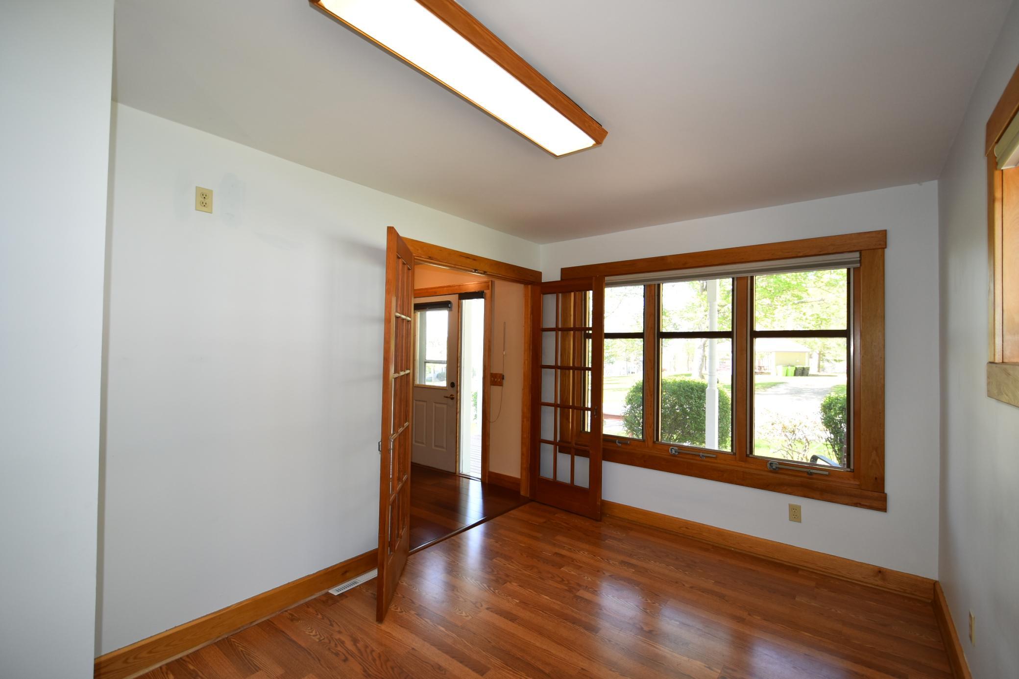 131 E 7th Street Property Photo 28