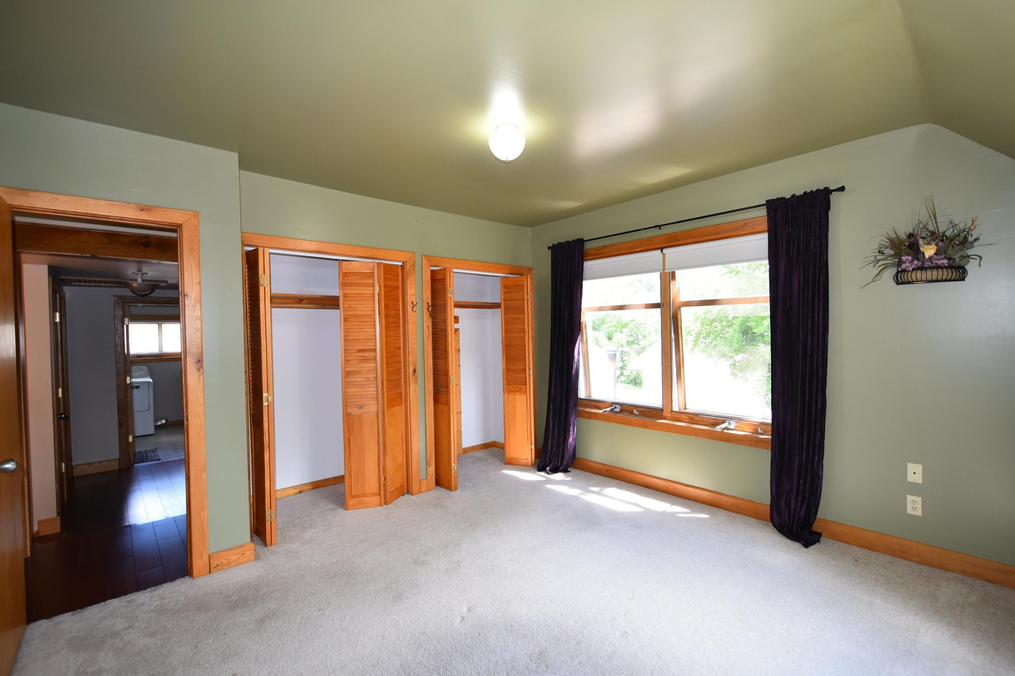 131 E 7th Street Property Photo 43