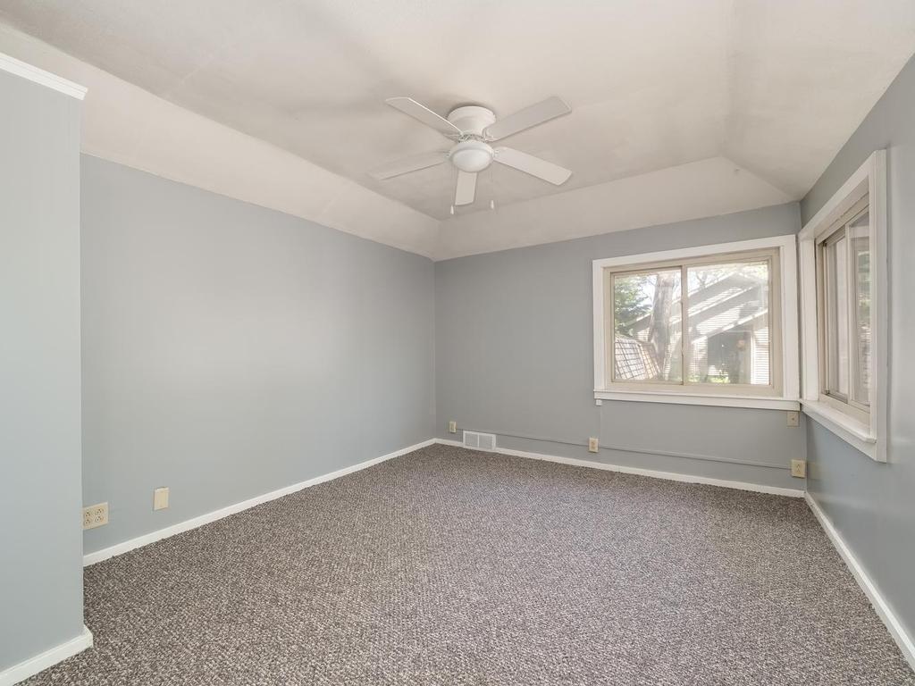 527 Marian Street Property Photo 38