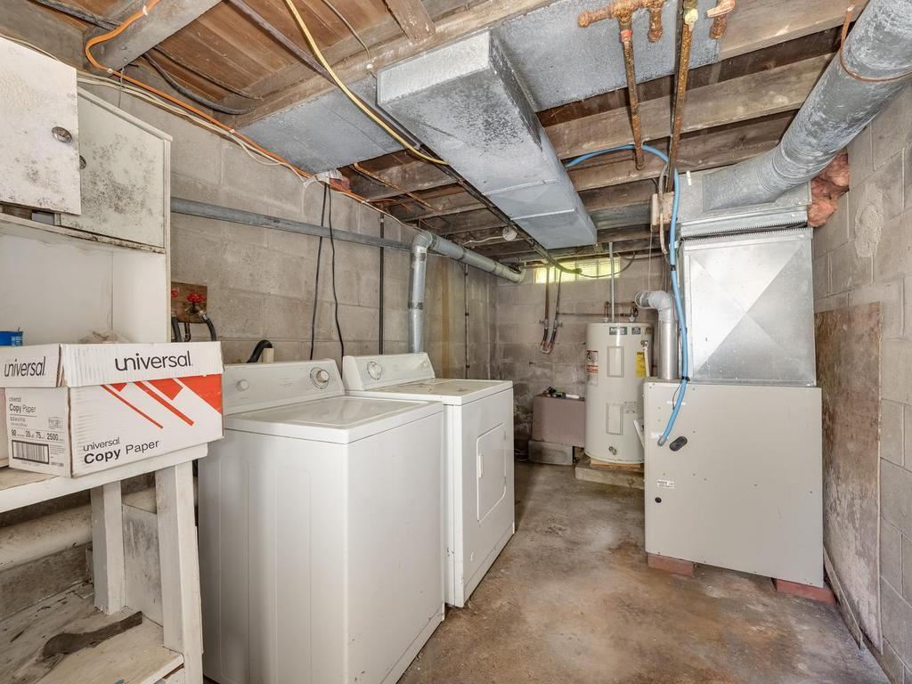 527 Marian Street Property Photo 41