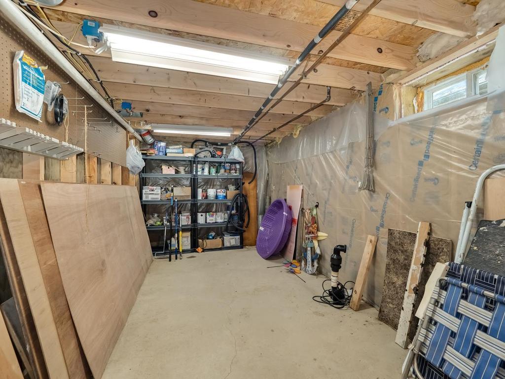 527 Marian Street Property Photo 44