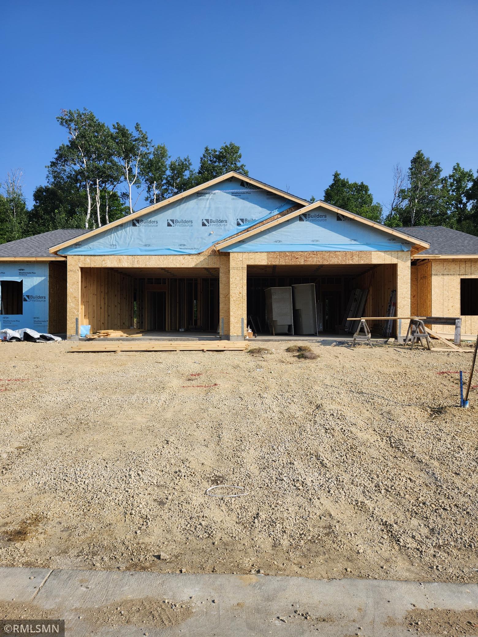 406 Norske Street Property Photo 1