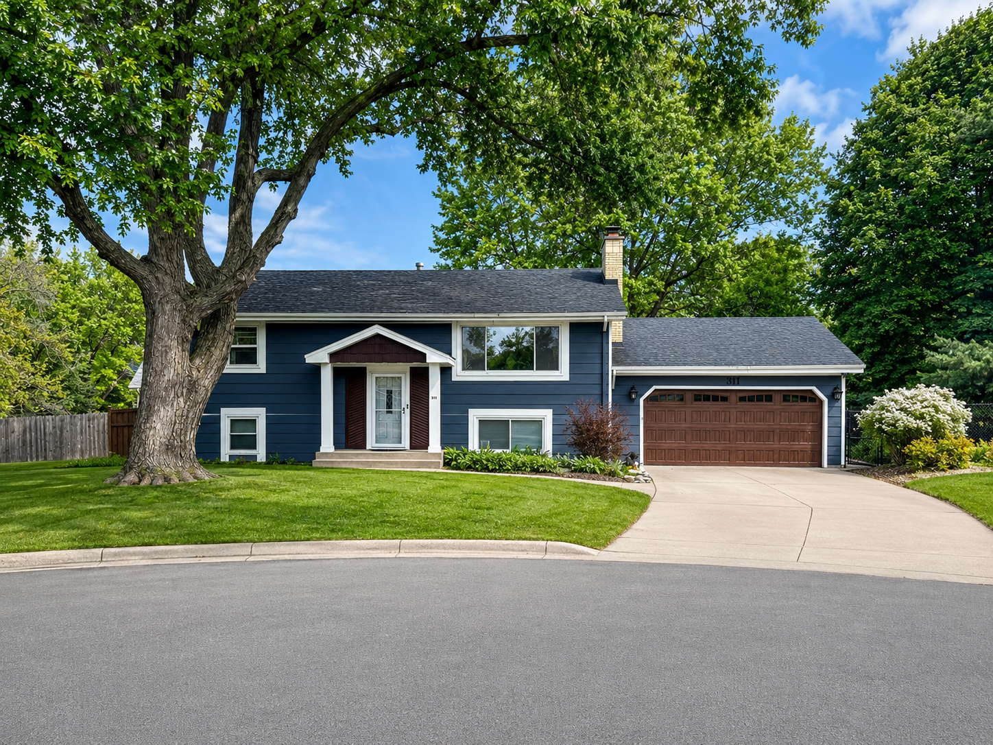 311 Eagle Ridge Circle Property Photo 1