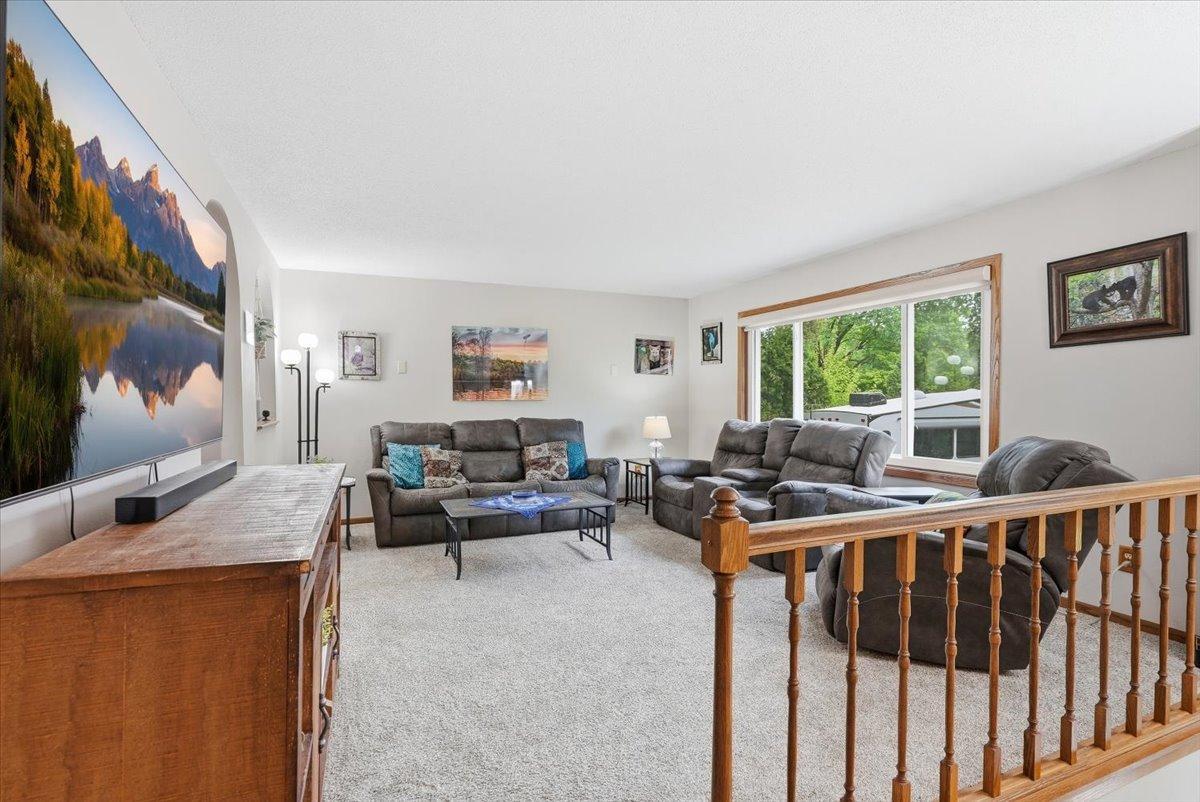1072 Edgewood Circle Property Photo 8