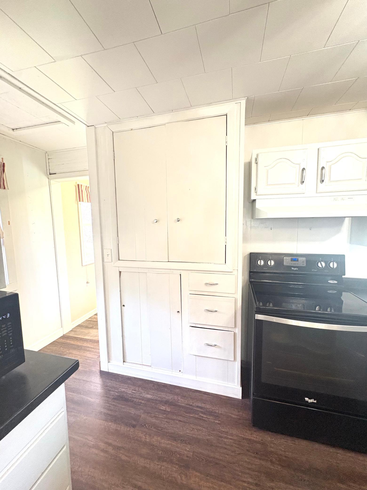 871 7th Street Property Photo 18