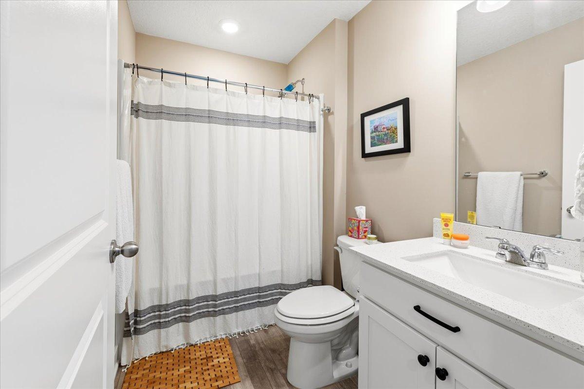 1420 Independence Curve Property Photo 25