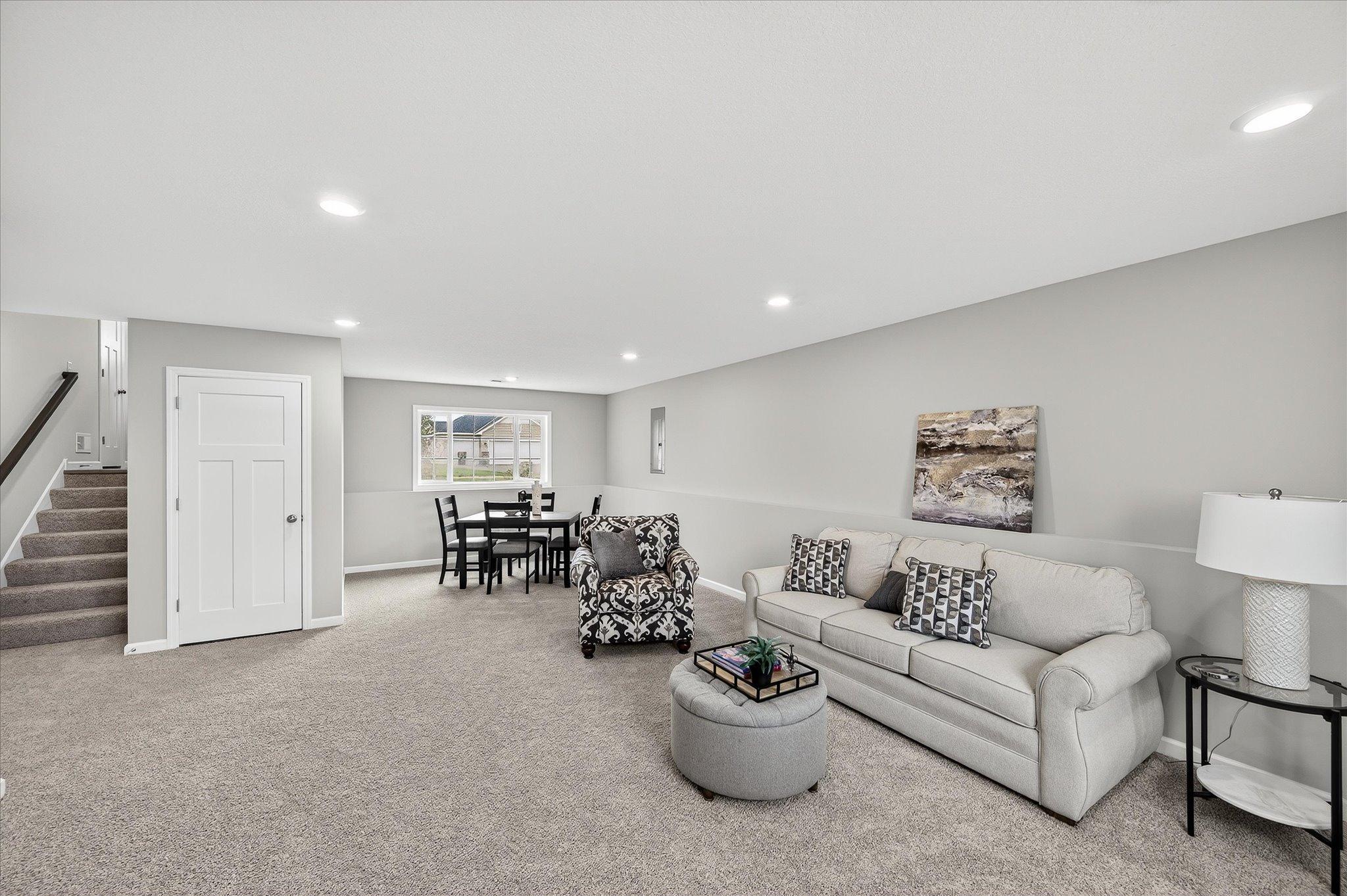 1756 Squirrel Way Property Photo 20