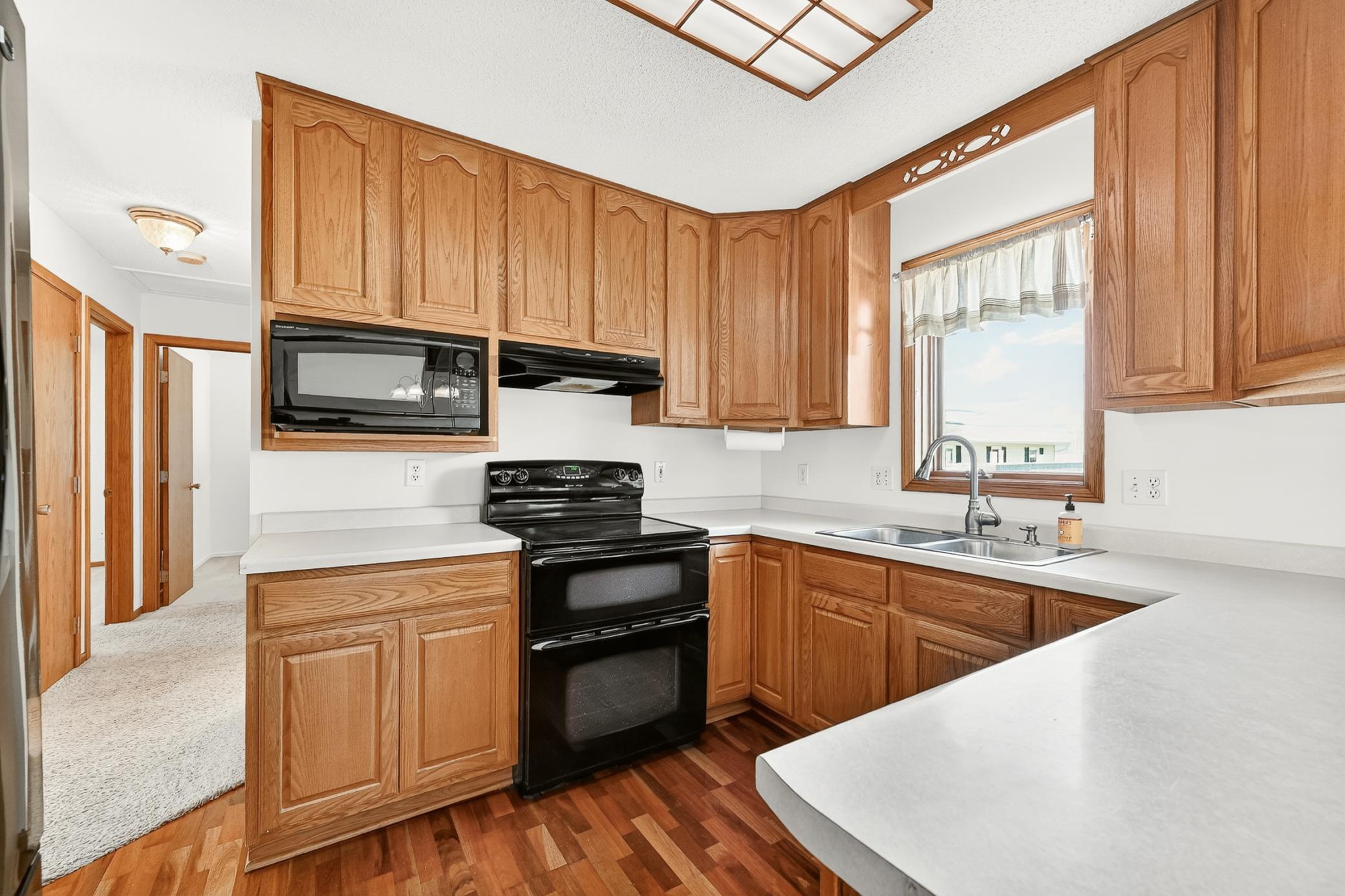 94 Maple Street Property Photo 10