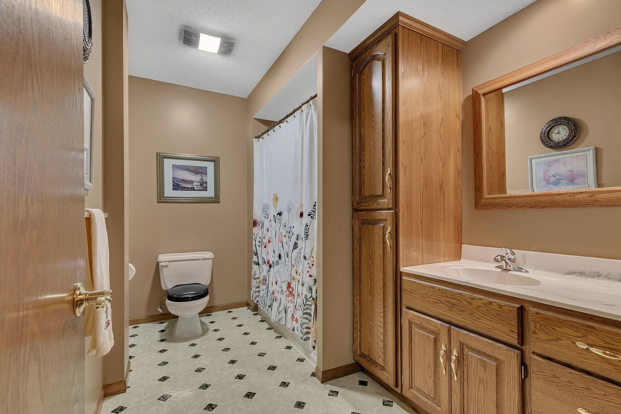 4457 Farmdale Circle Property Photo 32
