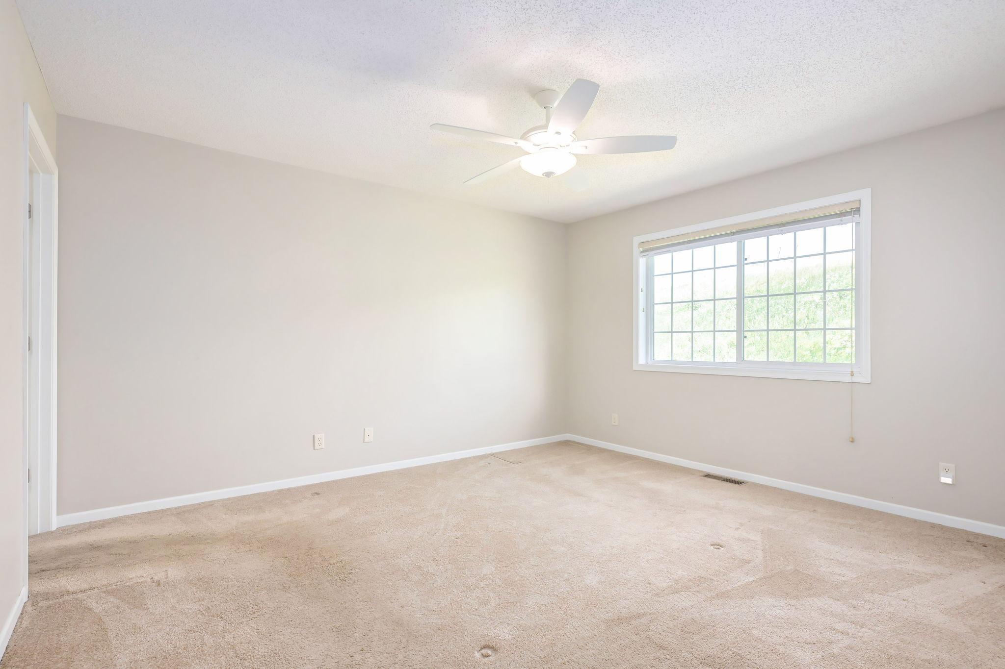 57 Brighton Path Property Photo 8