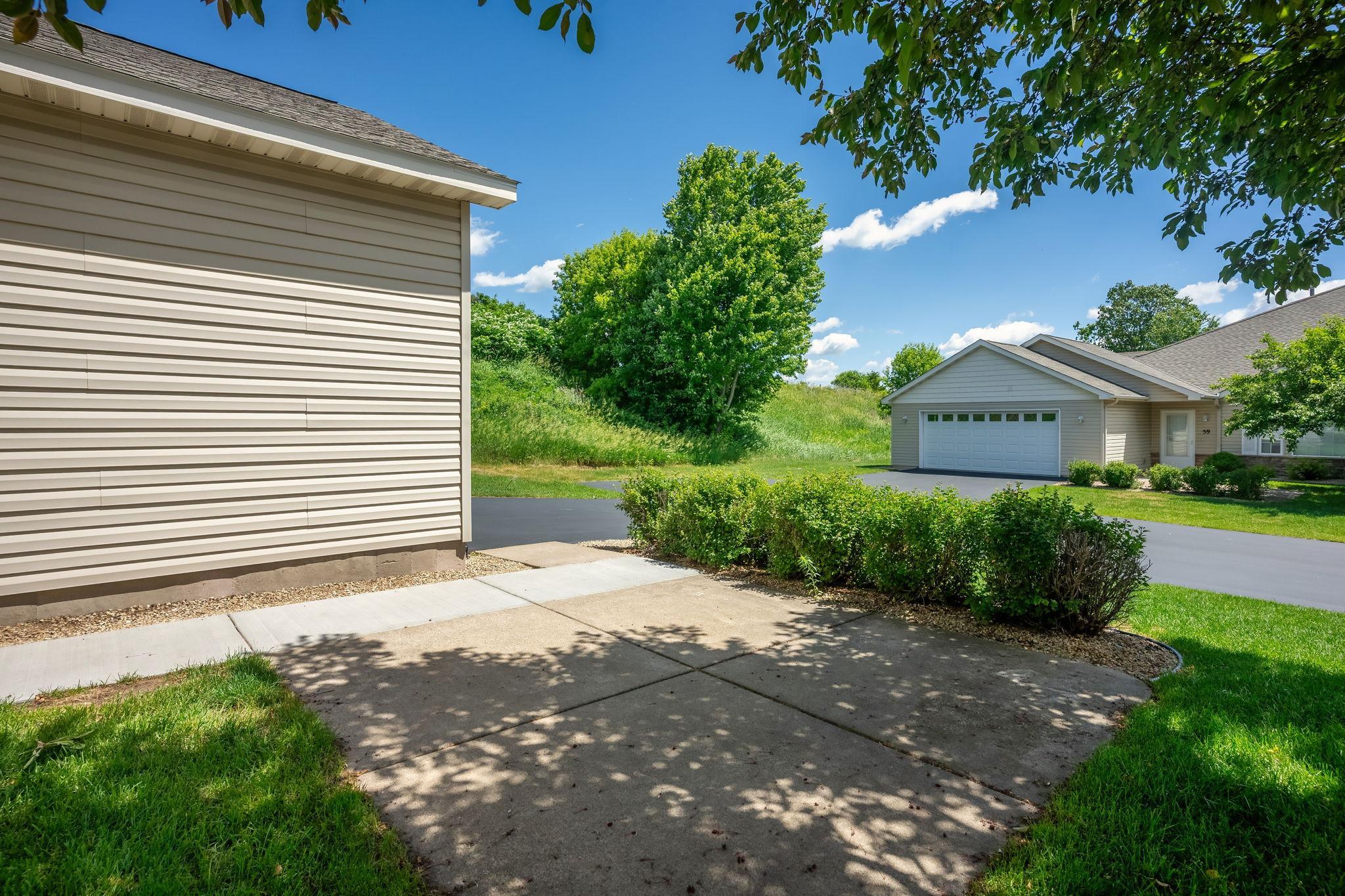 57 Brighton Path Property Photo 24