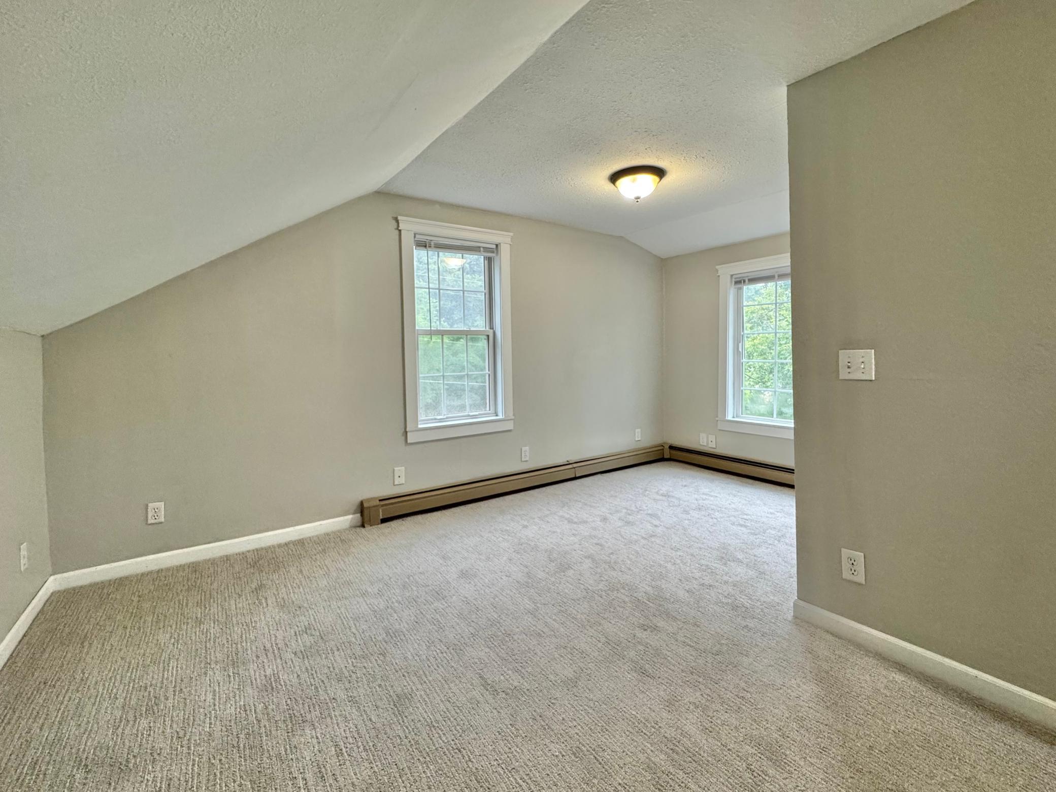 731 College Avenue Property Photo 10