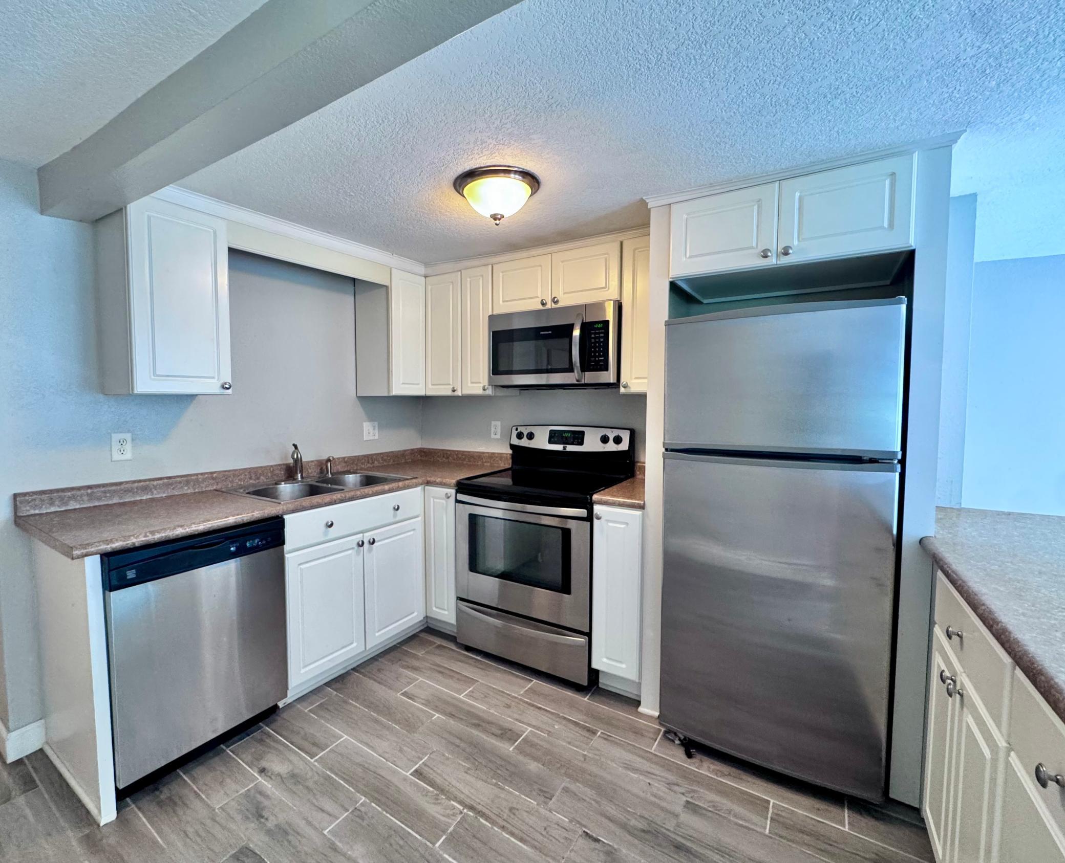 731 College Avenue Property Photo 14