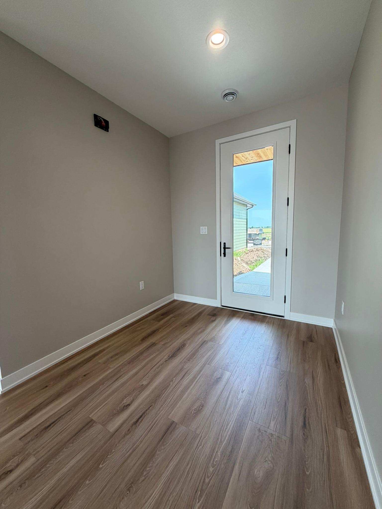 145 Rolling Hills Drive Property Photo 7