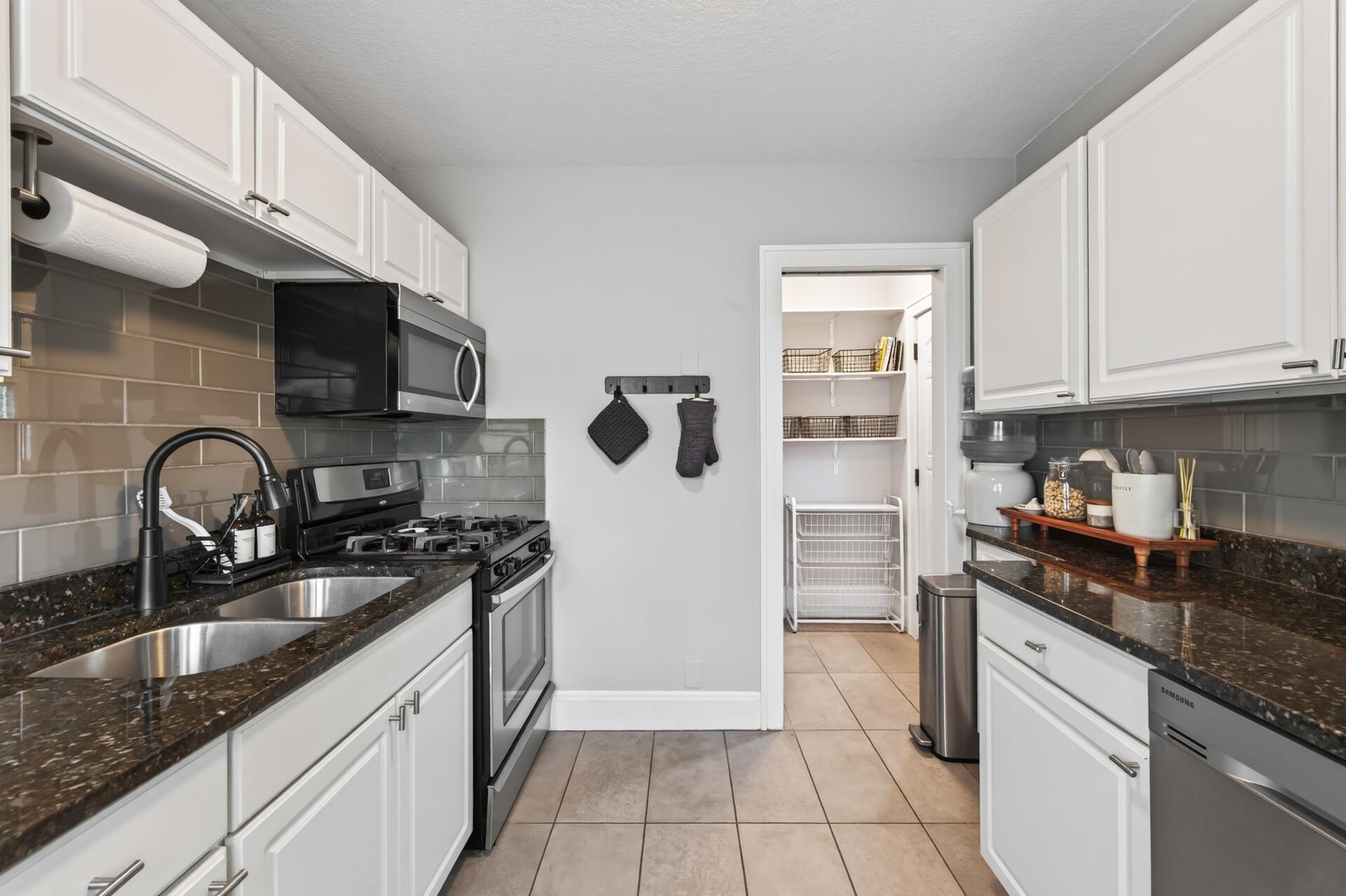 1335 Sargent Avenue Property Photo 13