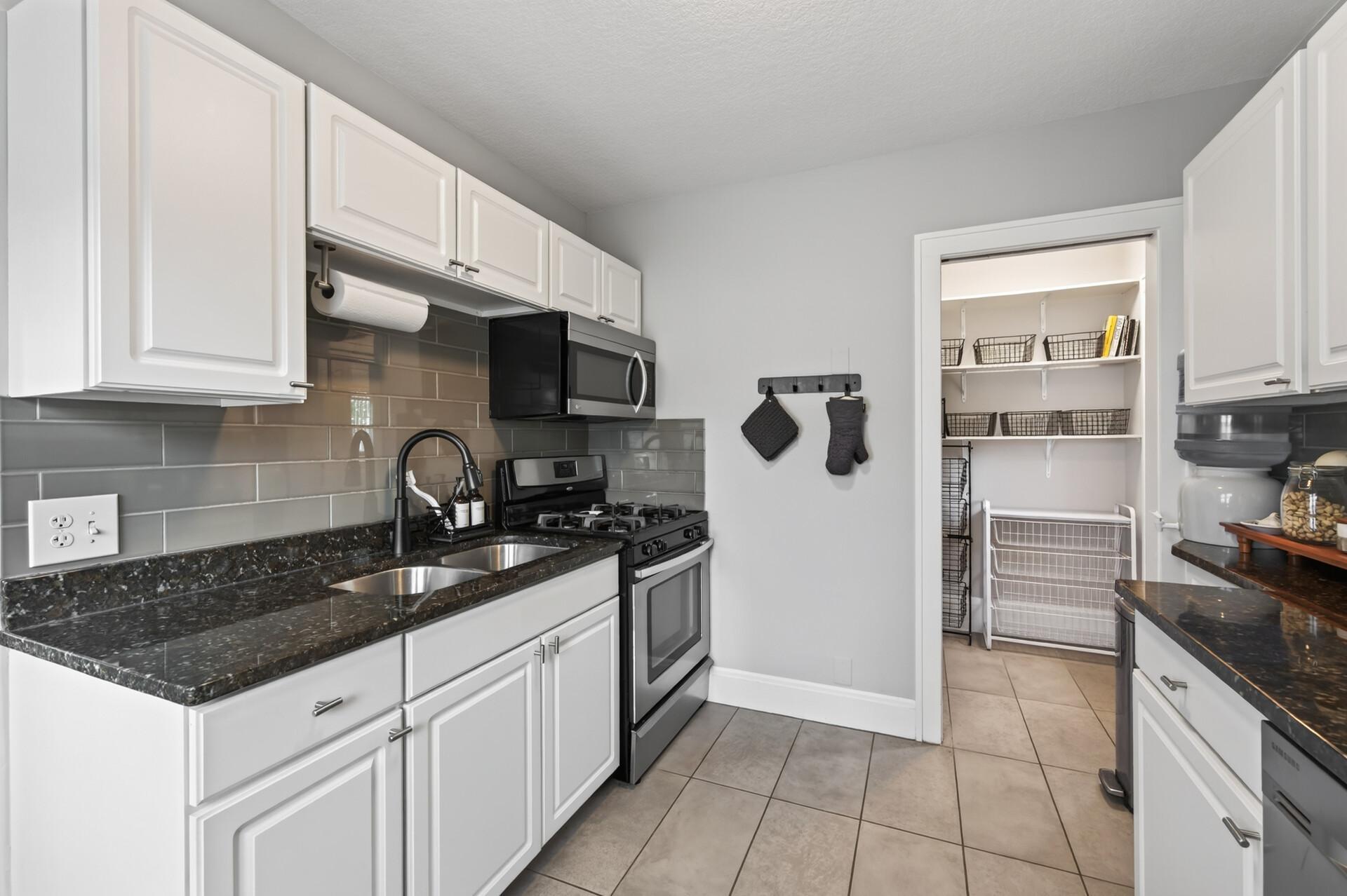 1335 Sargent Avenue Property Photo 14