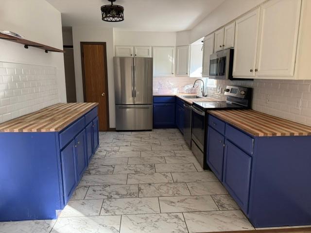 10097 Sw 72nd Avenue Property Photo 5