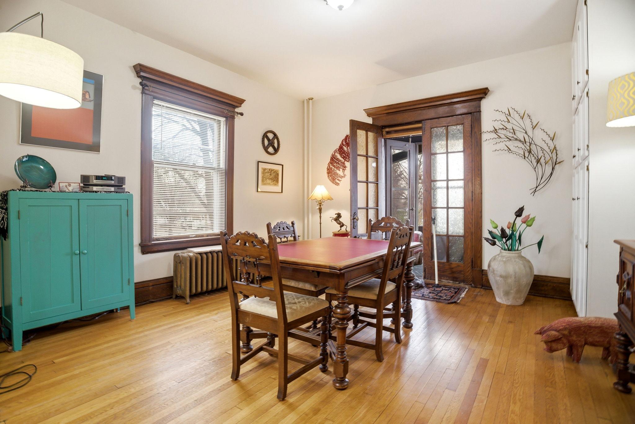 352 Bates Avenue Property Photo 9