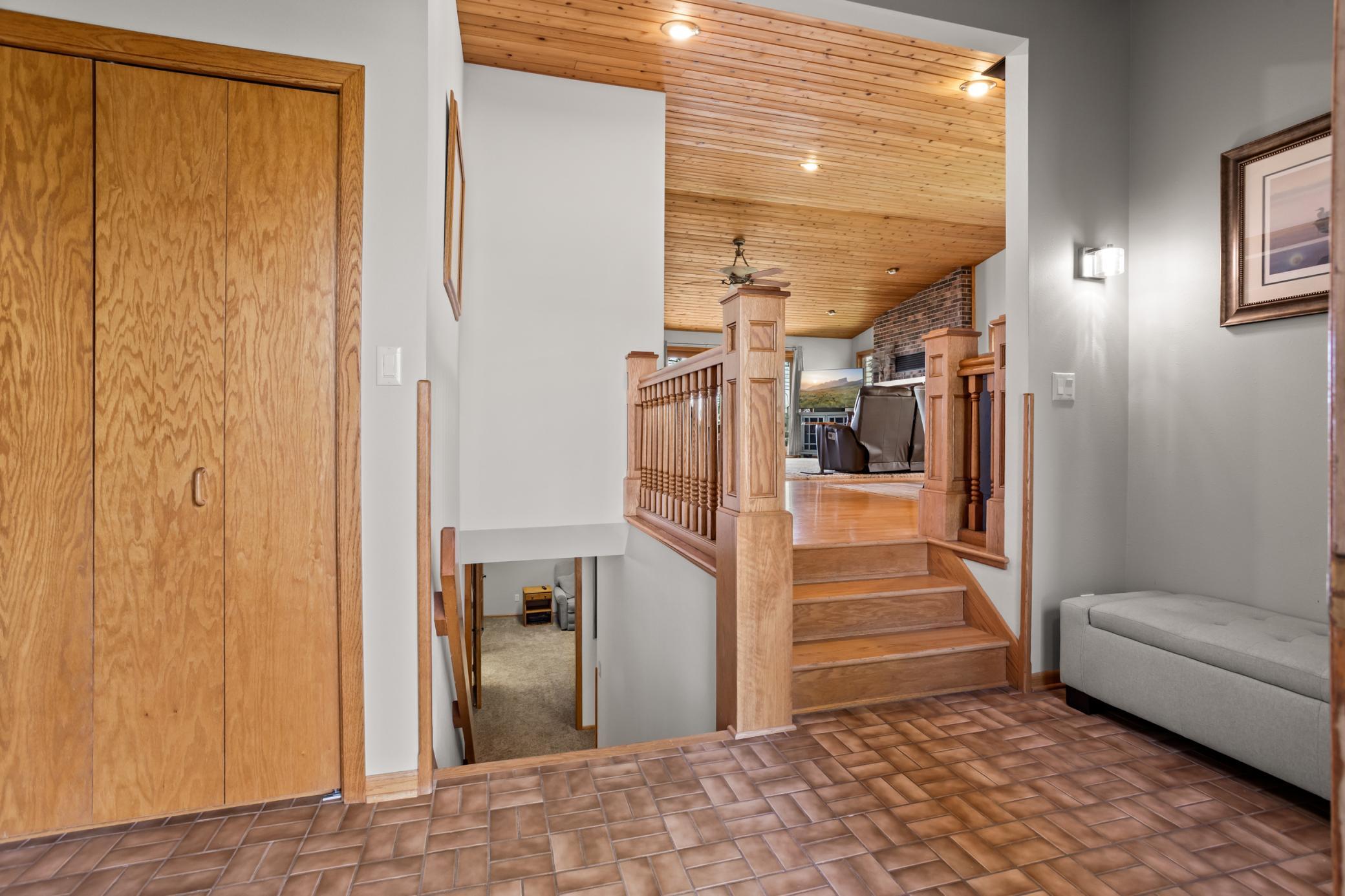 45212 N Little Pine Road Property Photo 9