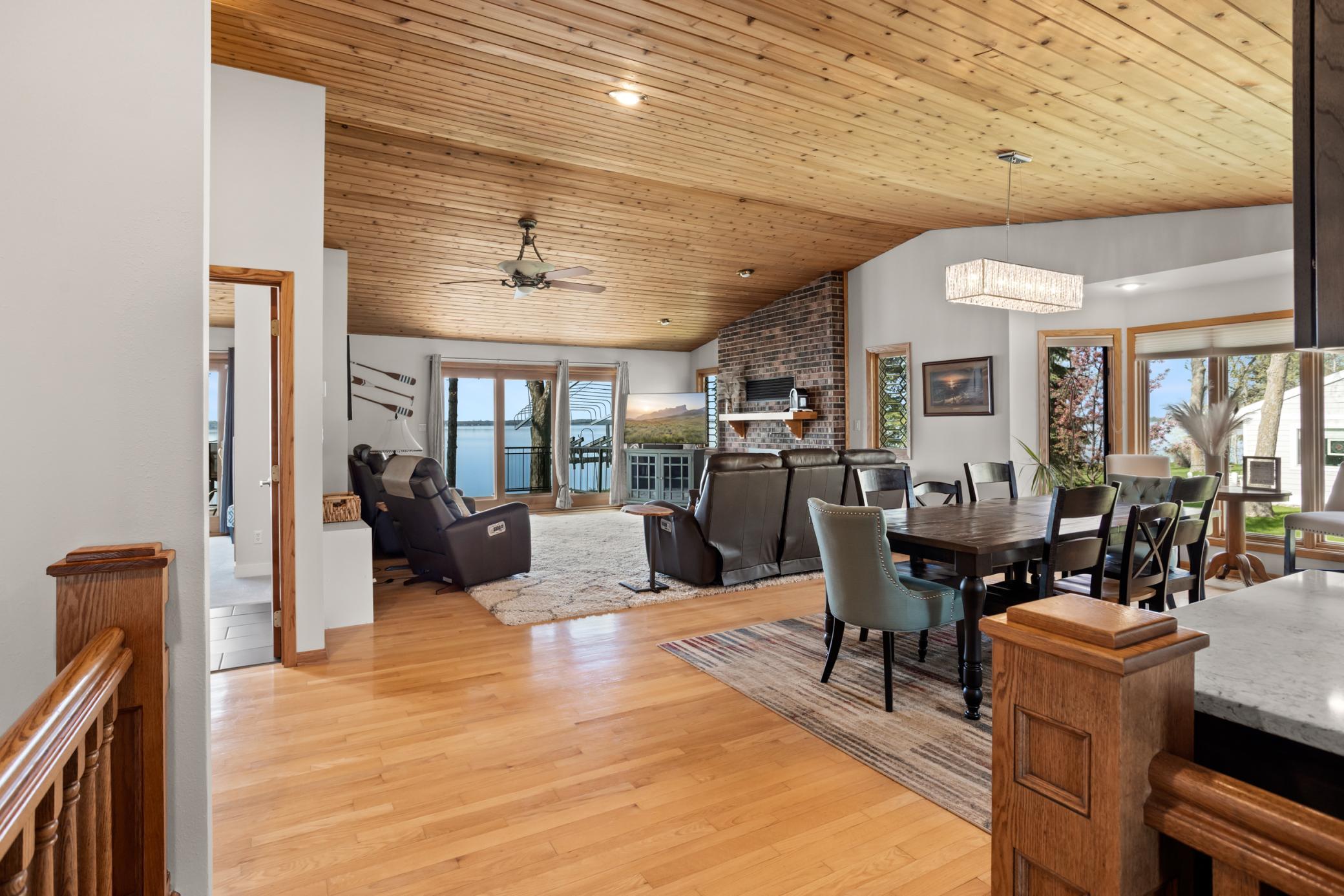 45212 N Little Pine Road Property Photo 12