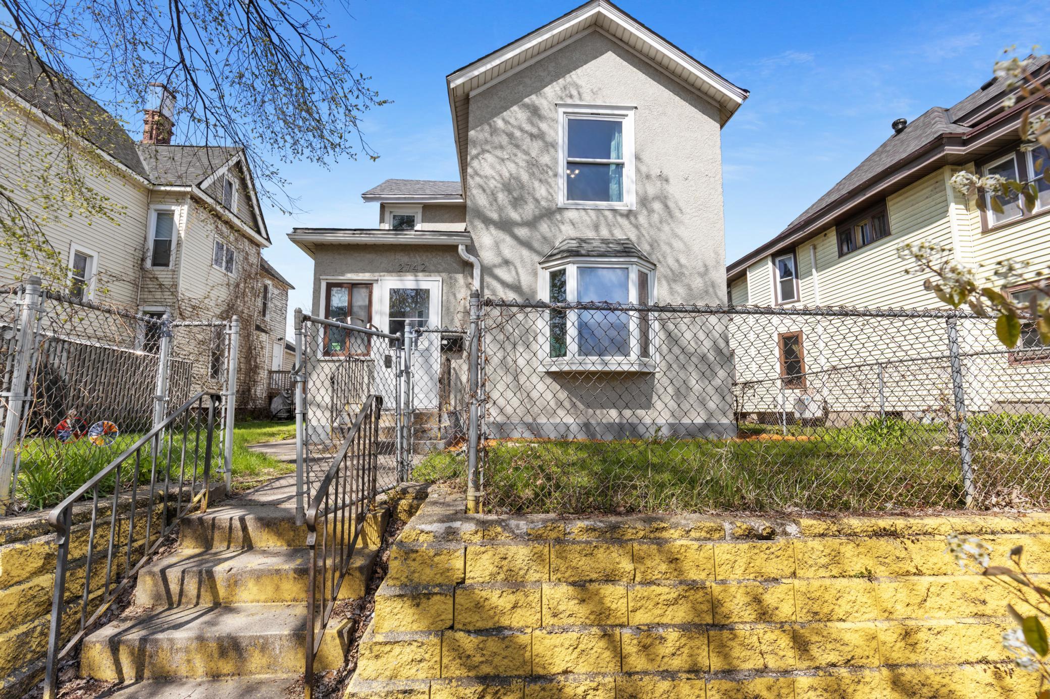 2742 Stevens Avenue Property Photo 1