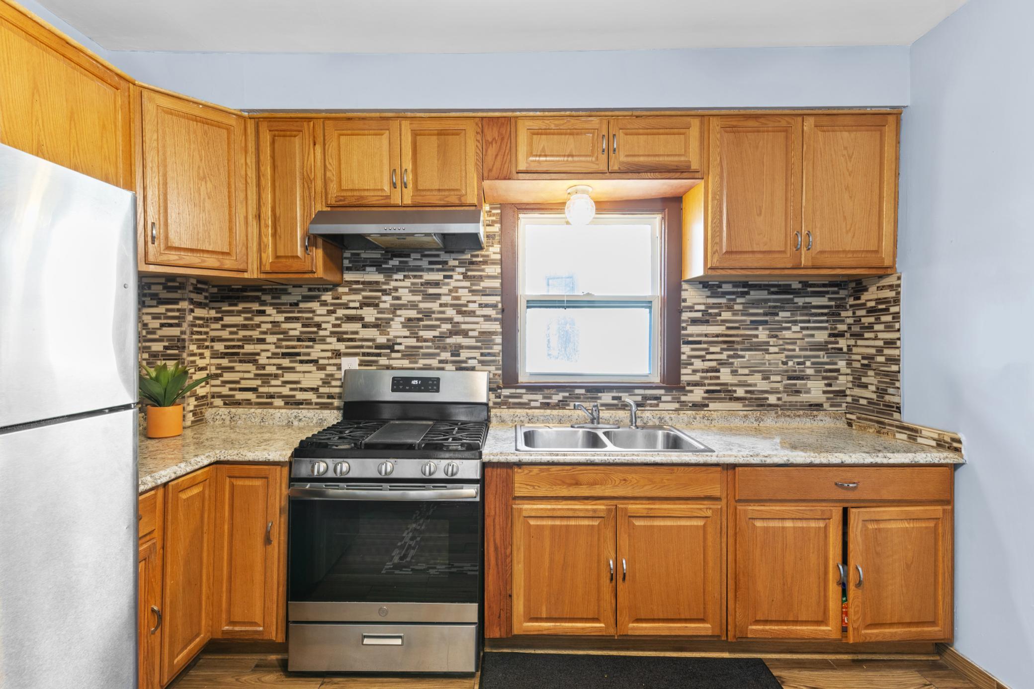 2742 Stevens Avenue Property Photo 16