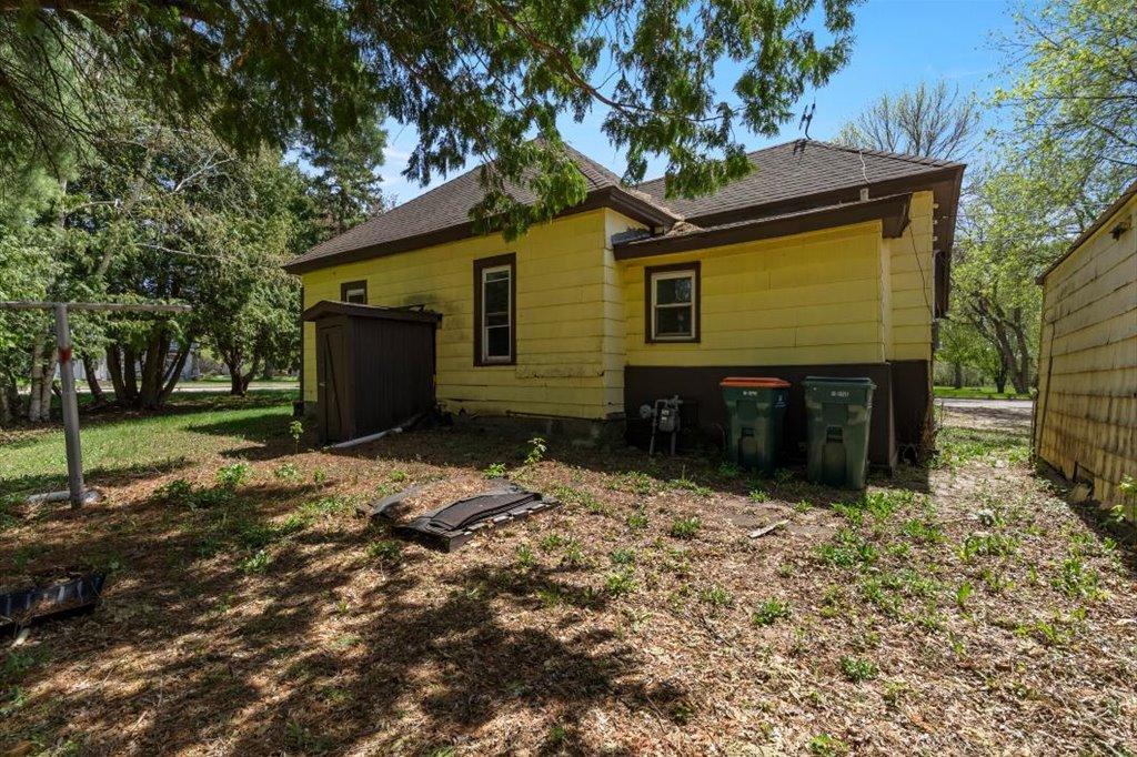 323 4th Street Se Property Photo 19