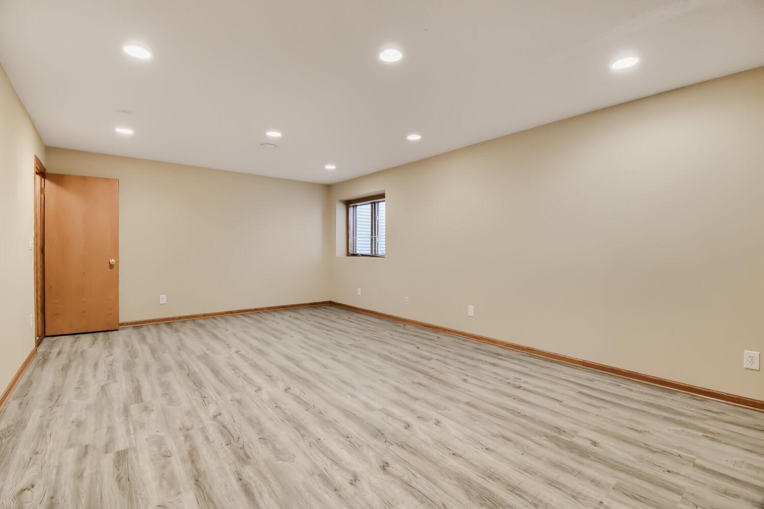 834 Wescott Square Property Photo 7