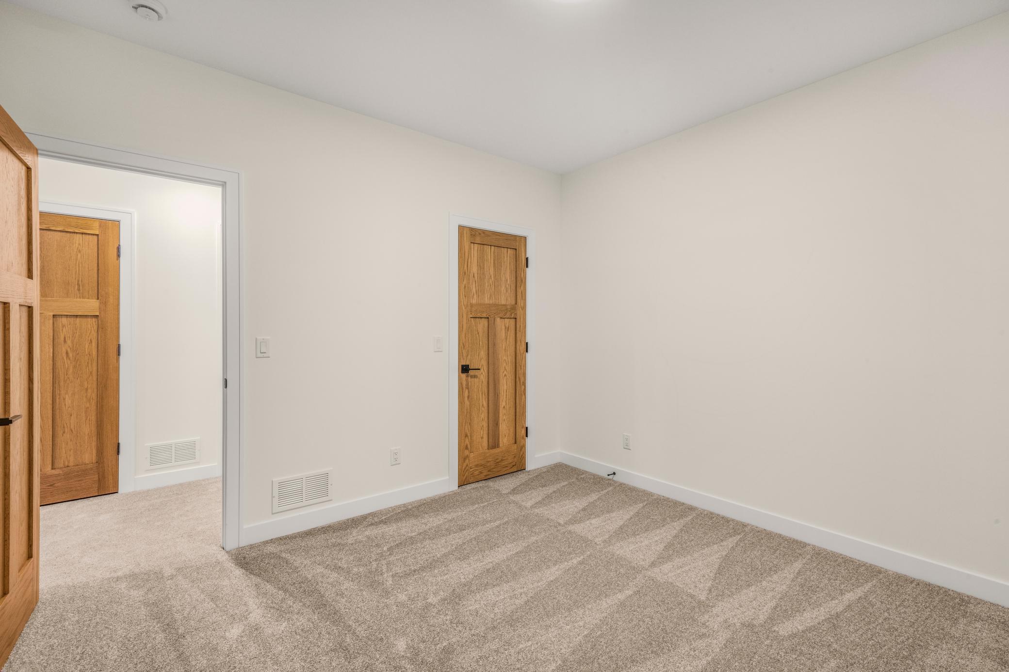 3213 Holmes Avenue S Property Photo 29