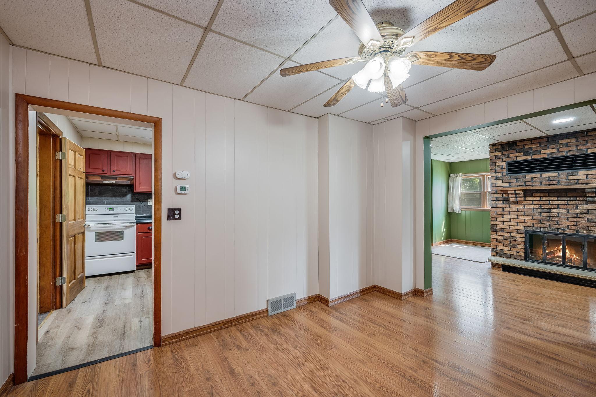 104 Frank Avenue Ne Property Photo 14