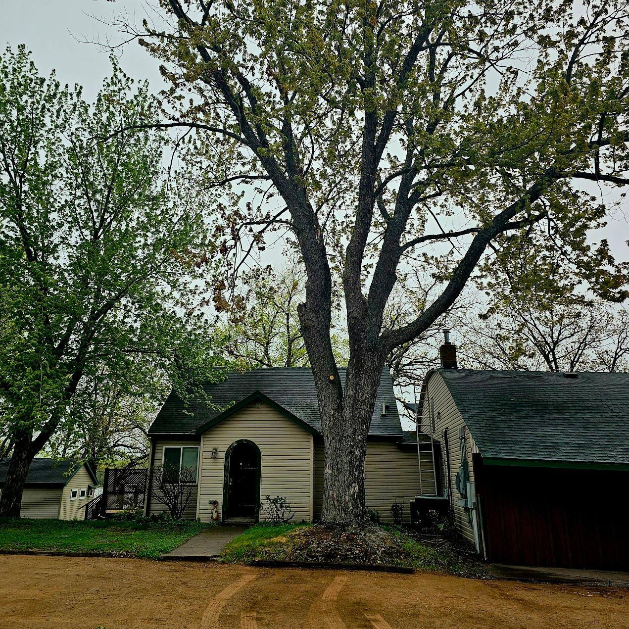 2198 Highway 47 Property Photo 2