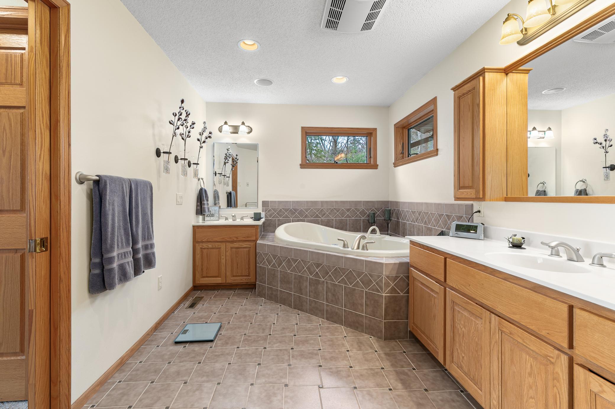 5755 320th Street Property Photo 15