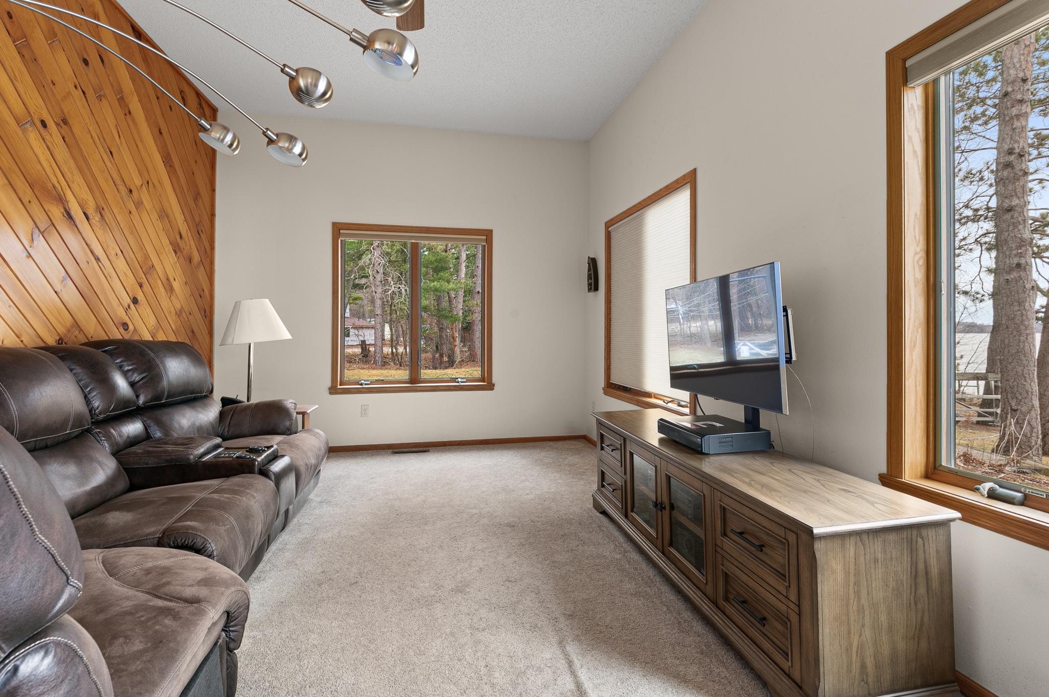 5755 320th Street Property Photo 17