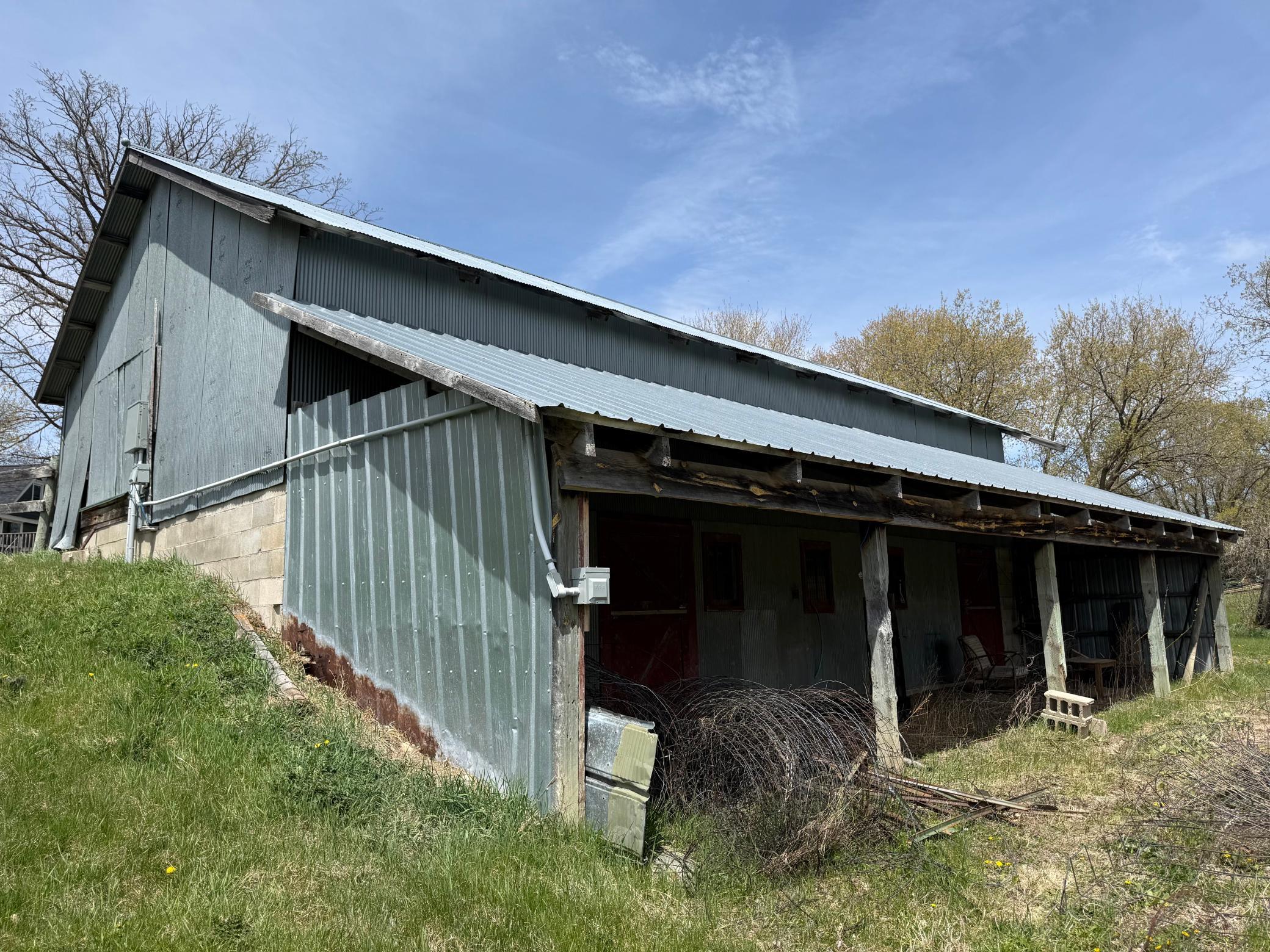 508 E Main Avenue Property Photo 18