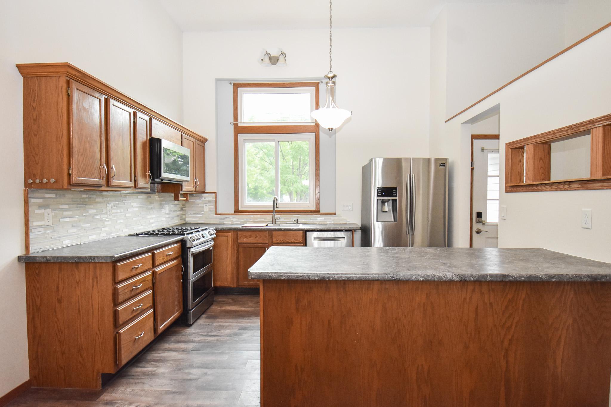 1806 36 1/2 Avenue S Property Photo 6