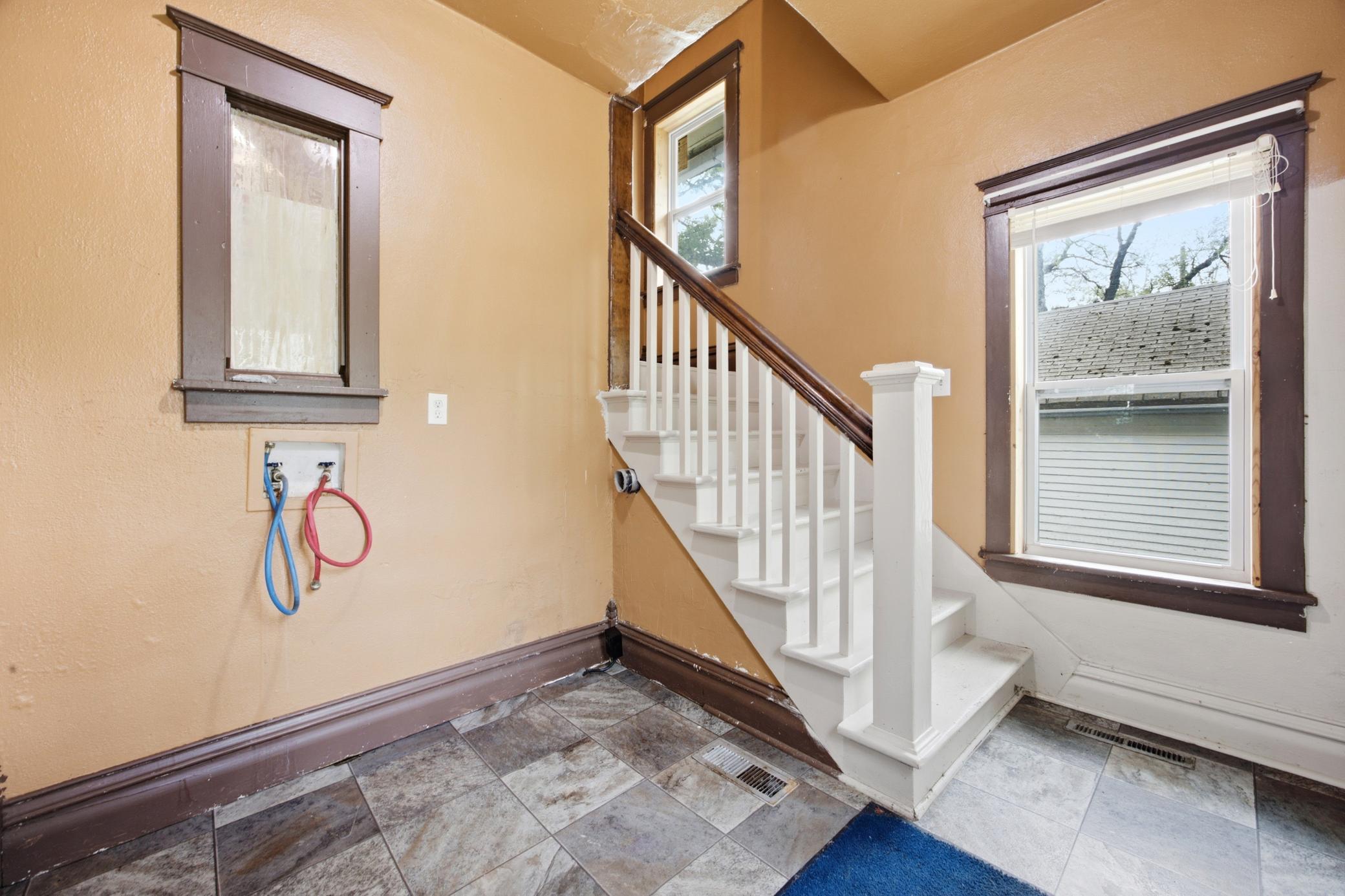 3928 State Highway 200 Property Photo 25