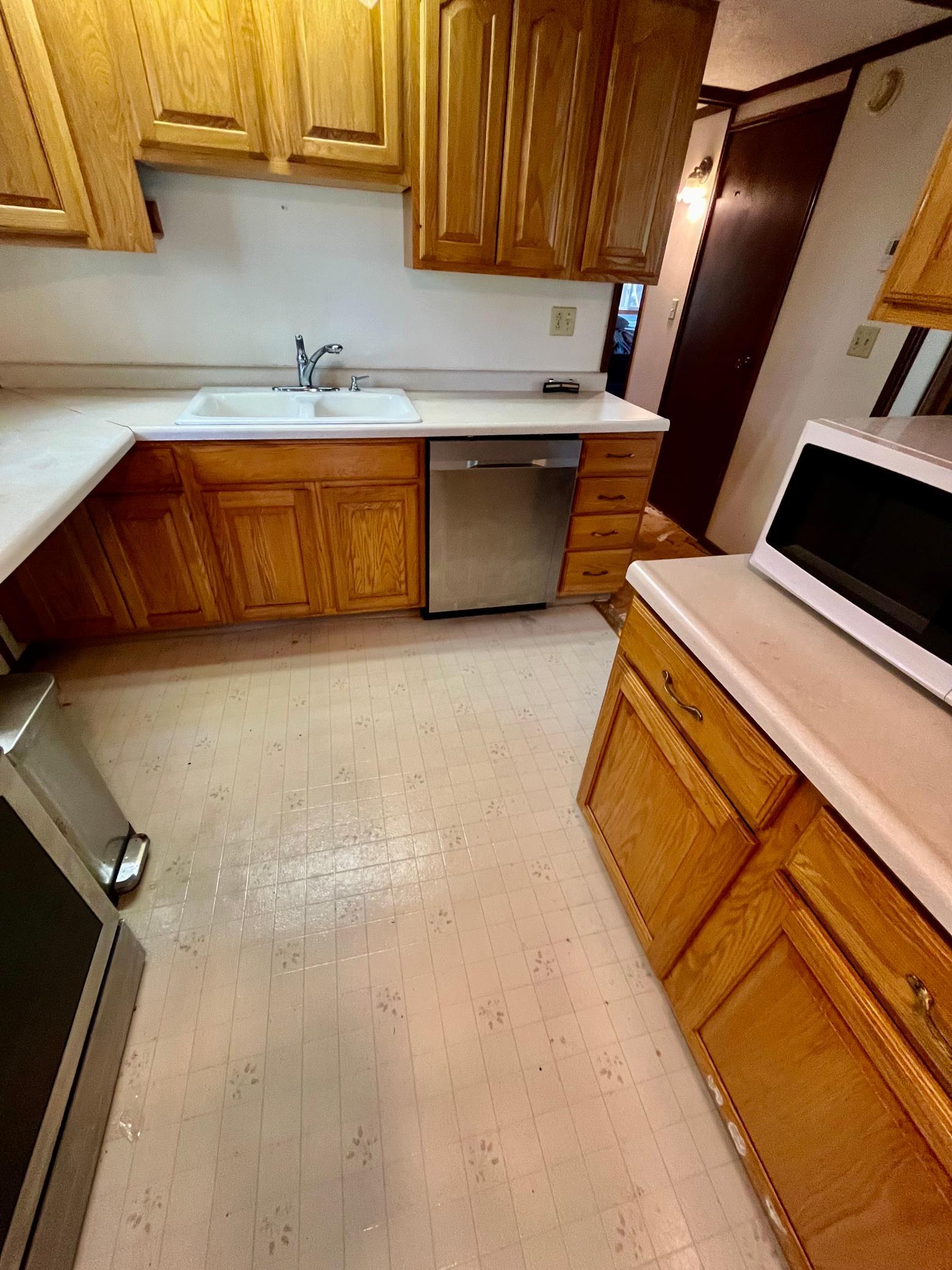 1206 E Ottum Avenue Property Photo 6