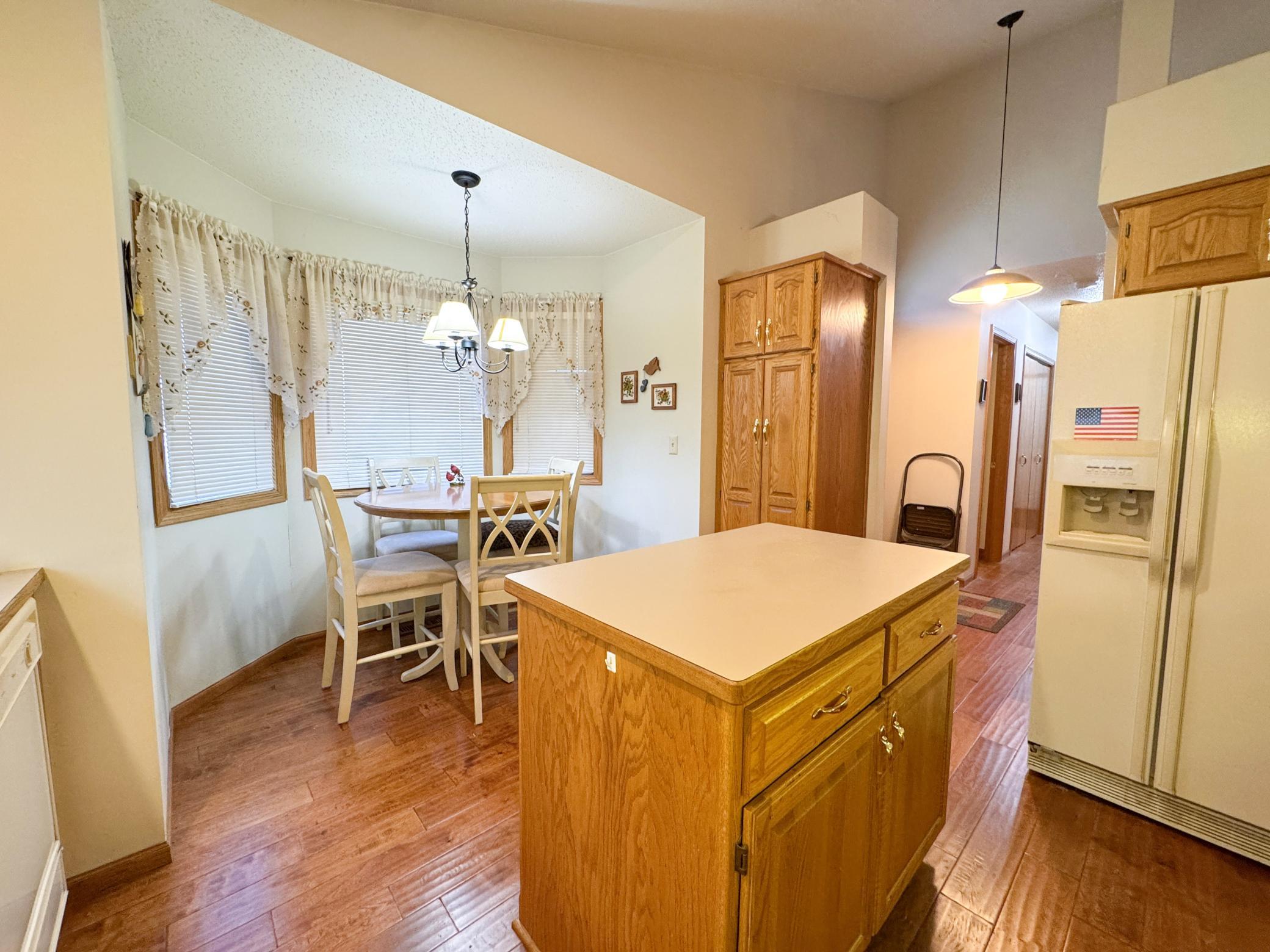 2206 Arrowwood Court Property Photo 7