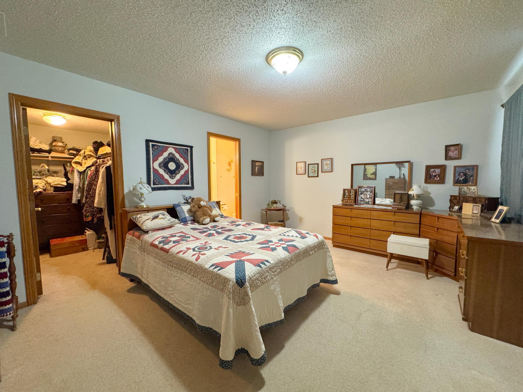 2206 Arrowwood Court Property Photo 11