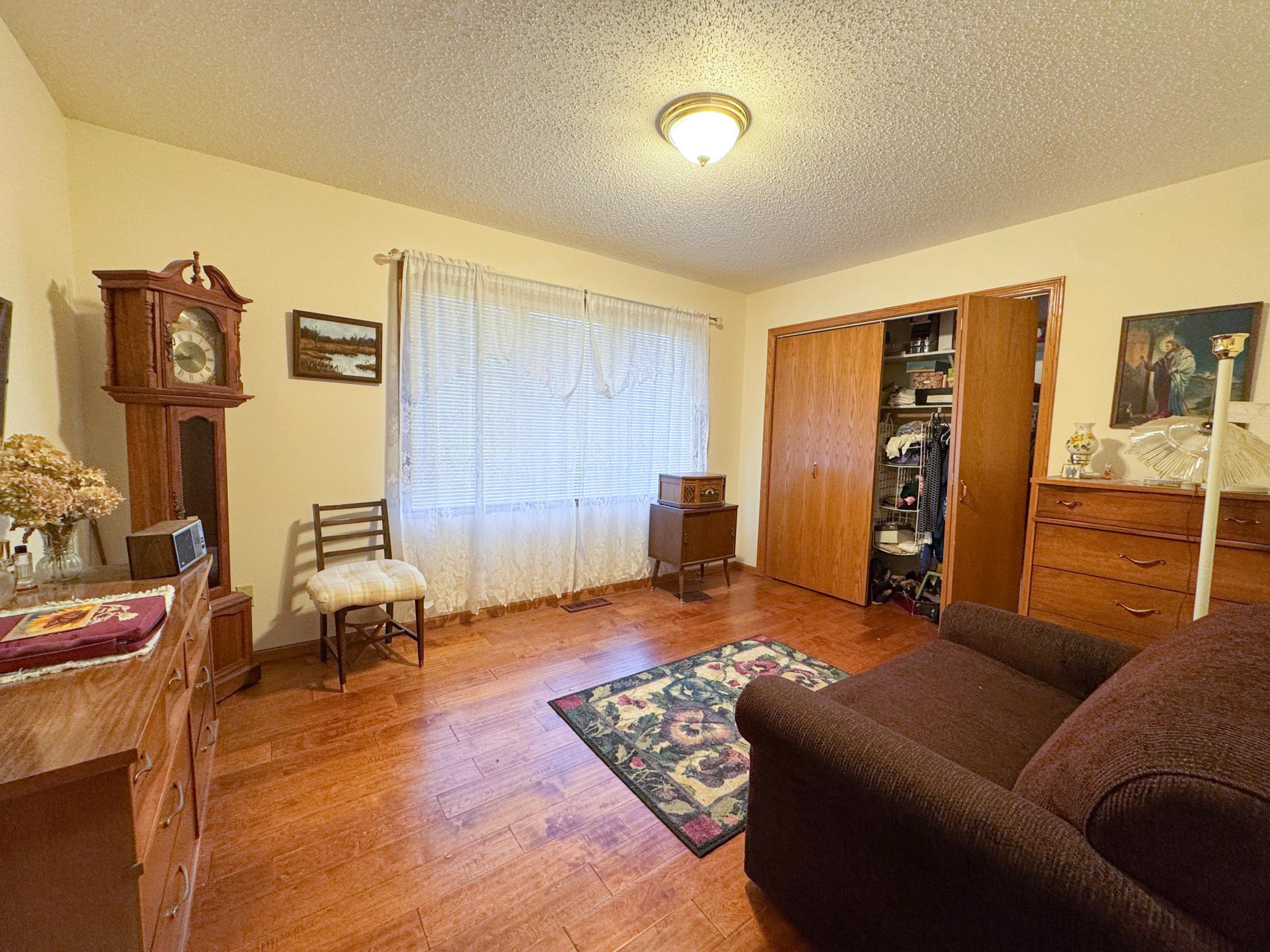 2206 Arrowwood Court Property Photo 16