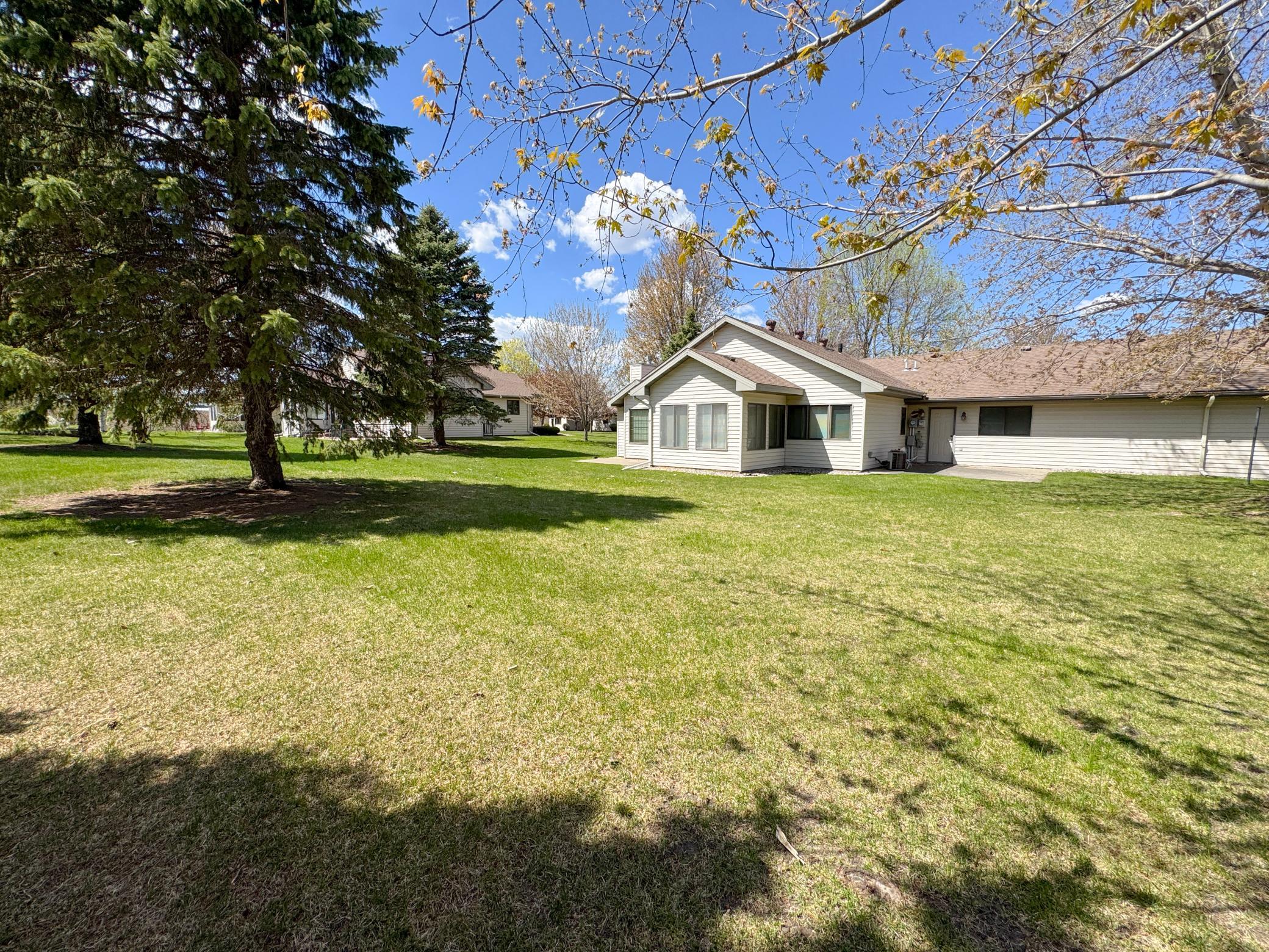 2206 Arrowwood Court Property Photo 26