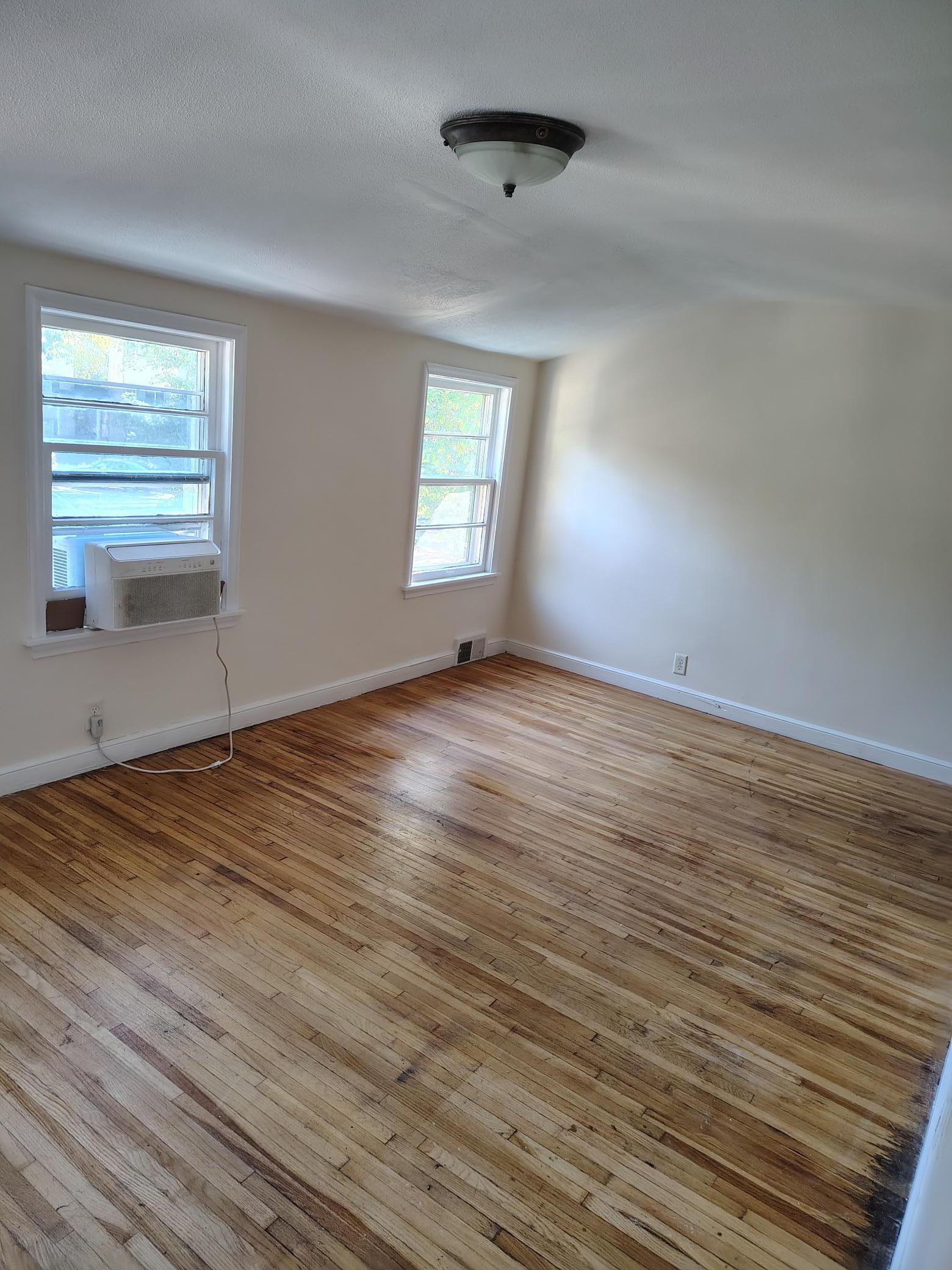 3221 Minnehaha Avenue Property Photo 6