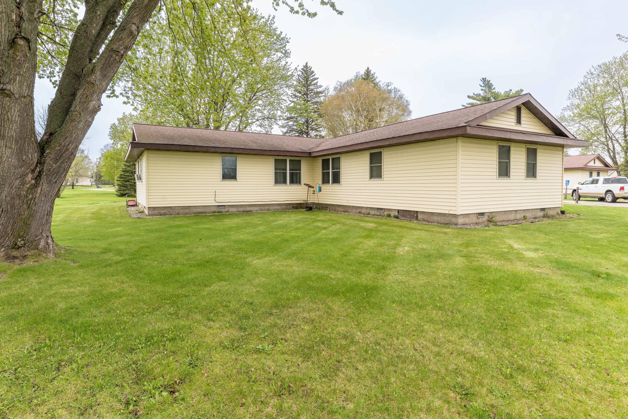 706, 708, 710 Holden Ave. Property Photo 16