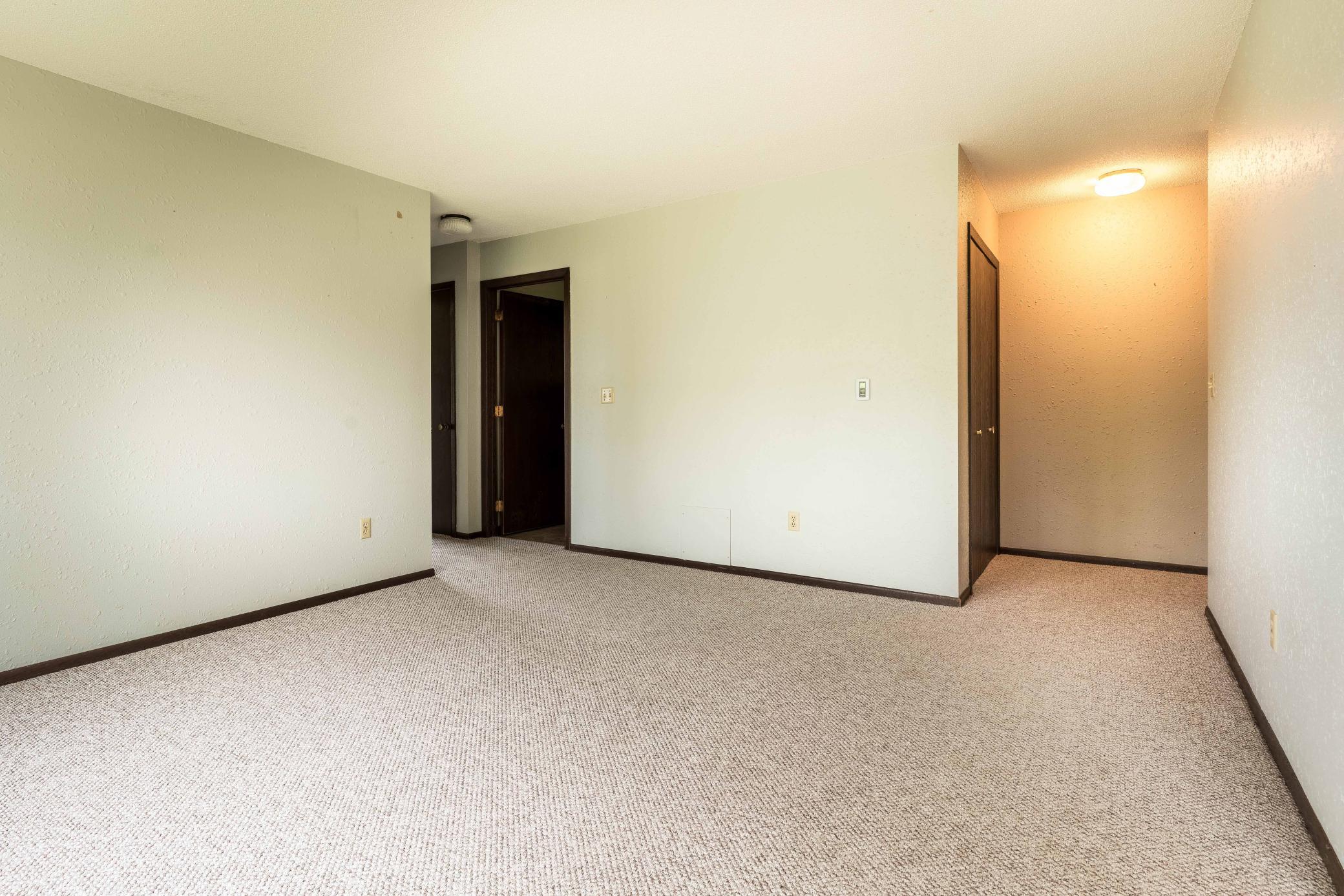 706, 708, 710 Holden Ave. Property Photo 25