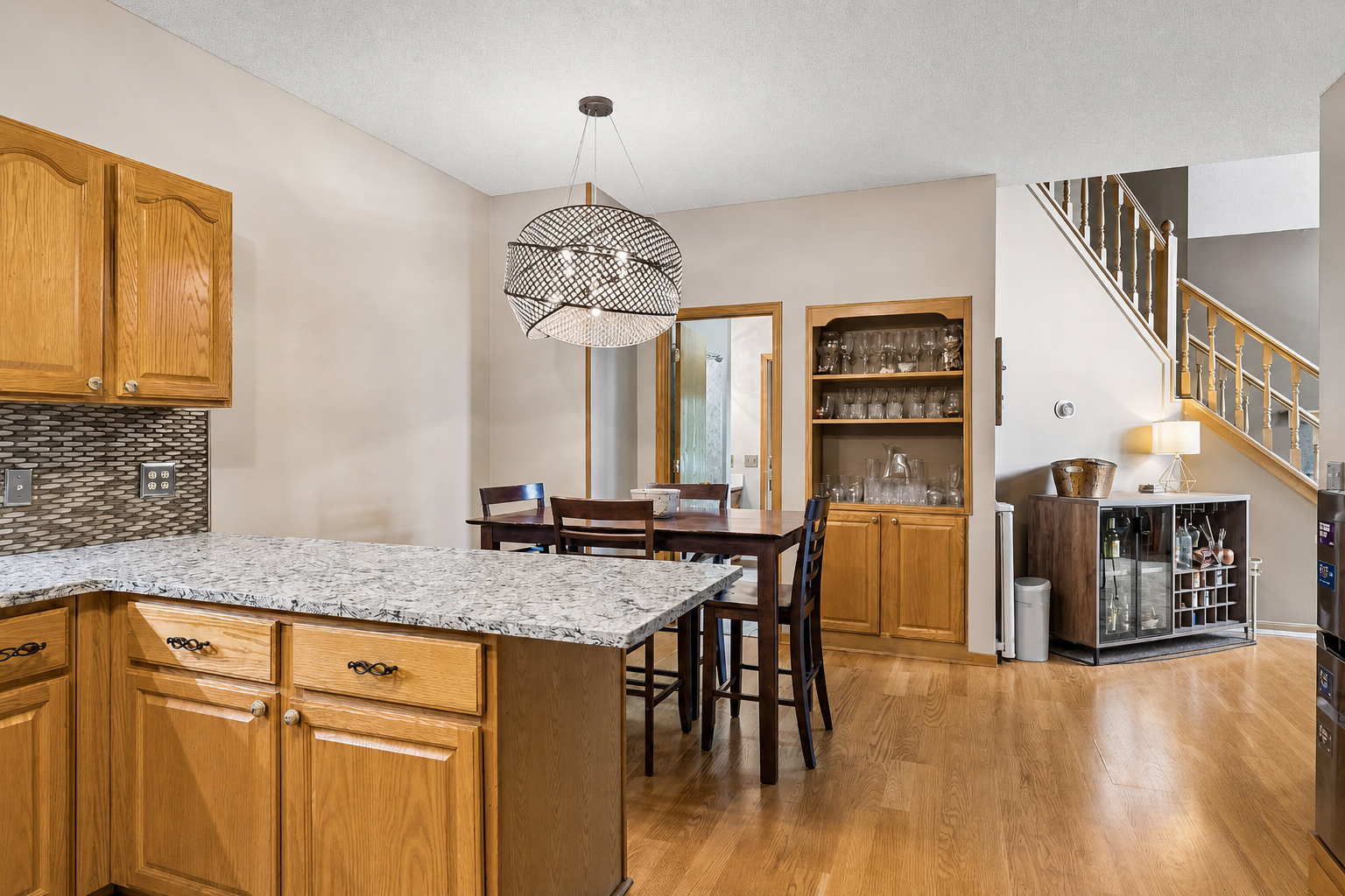 4099 Meadowlark Curve Property Photo 4