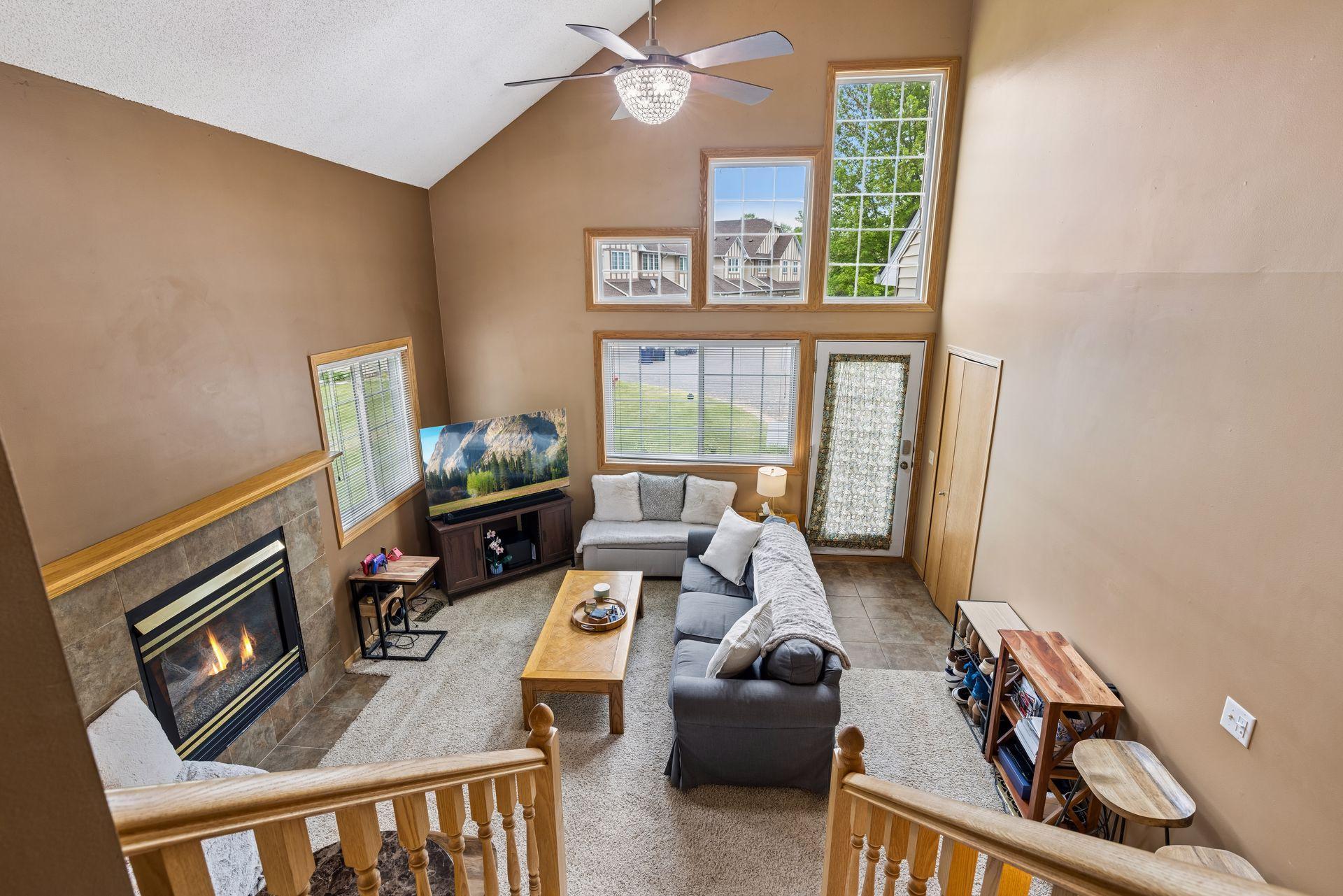 4099 Meadowlark Curve Property Photo 11
