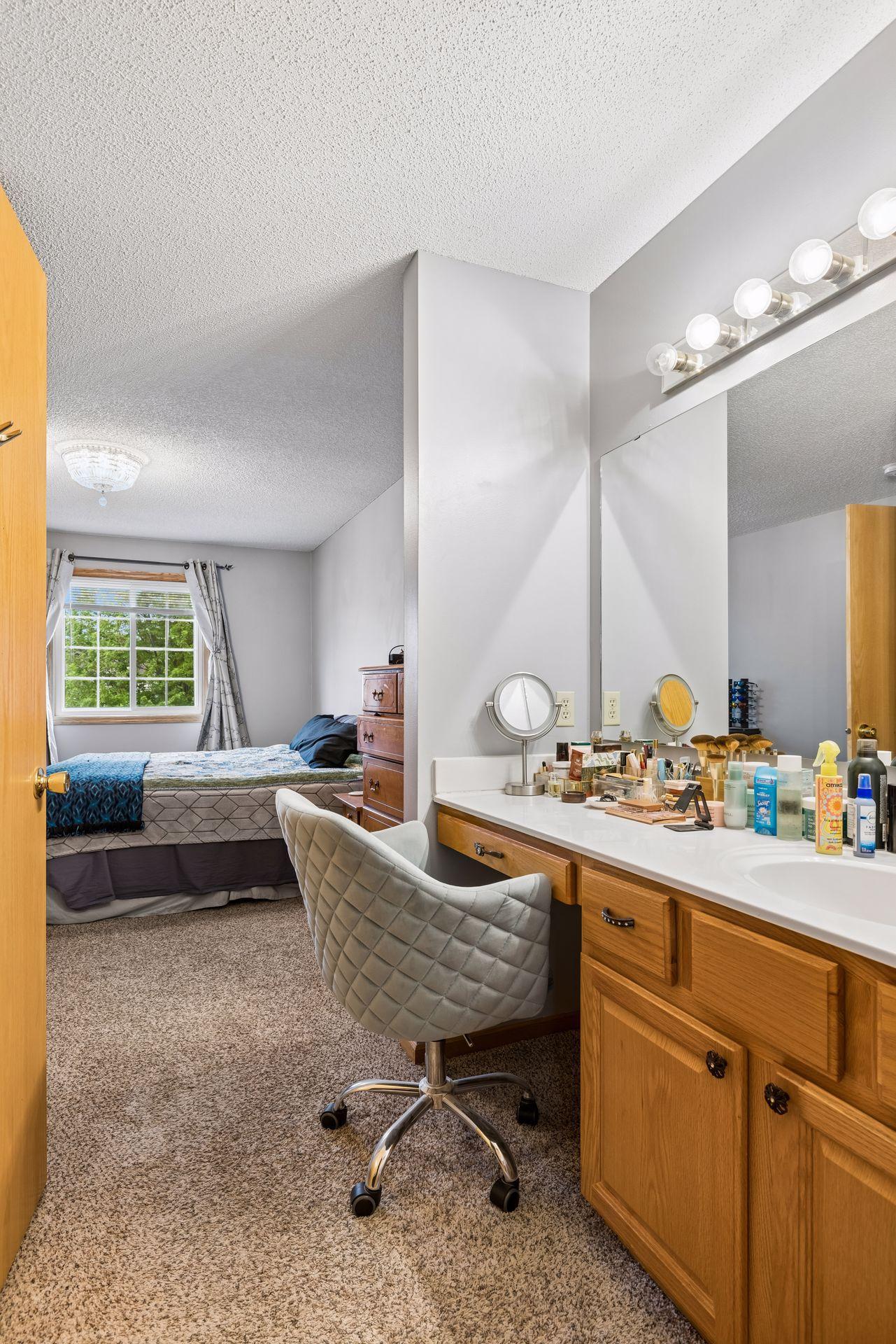 4099 Meadowlark Curve Property Photo 25