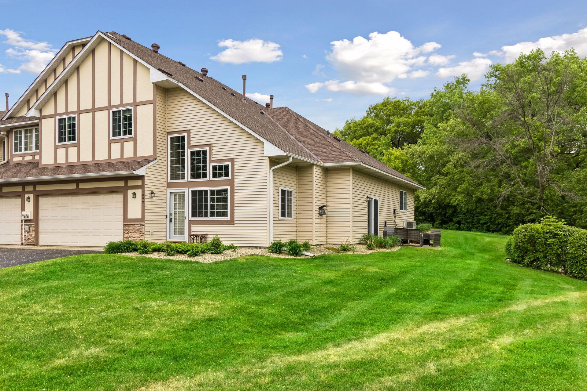 4099 Meadowlark Curve Property Photo 32
